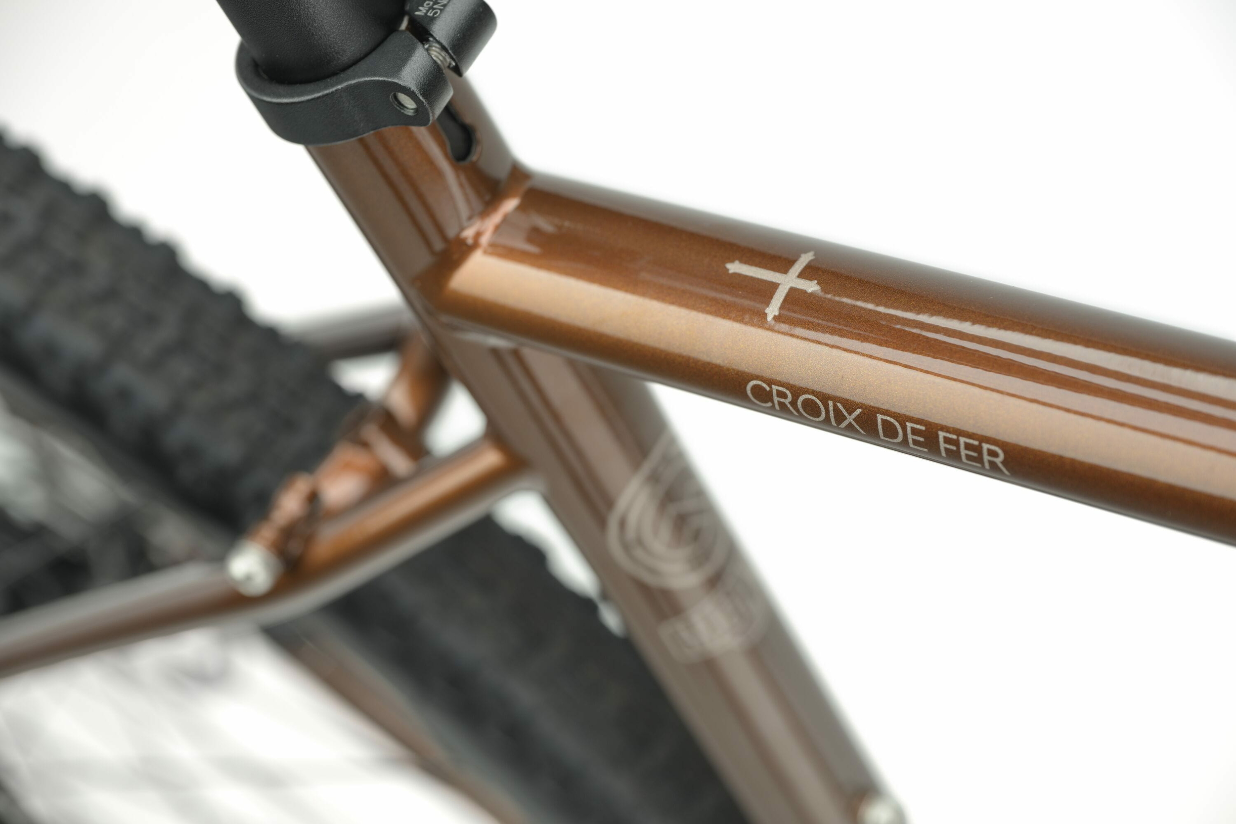 gn10712_cdf10_detail_05