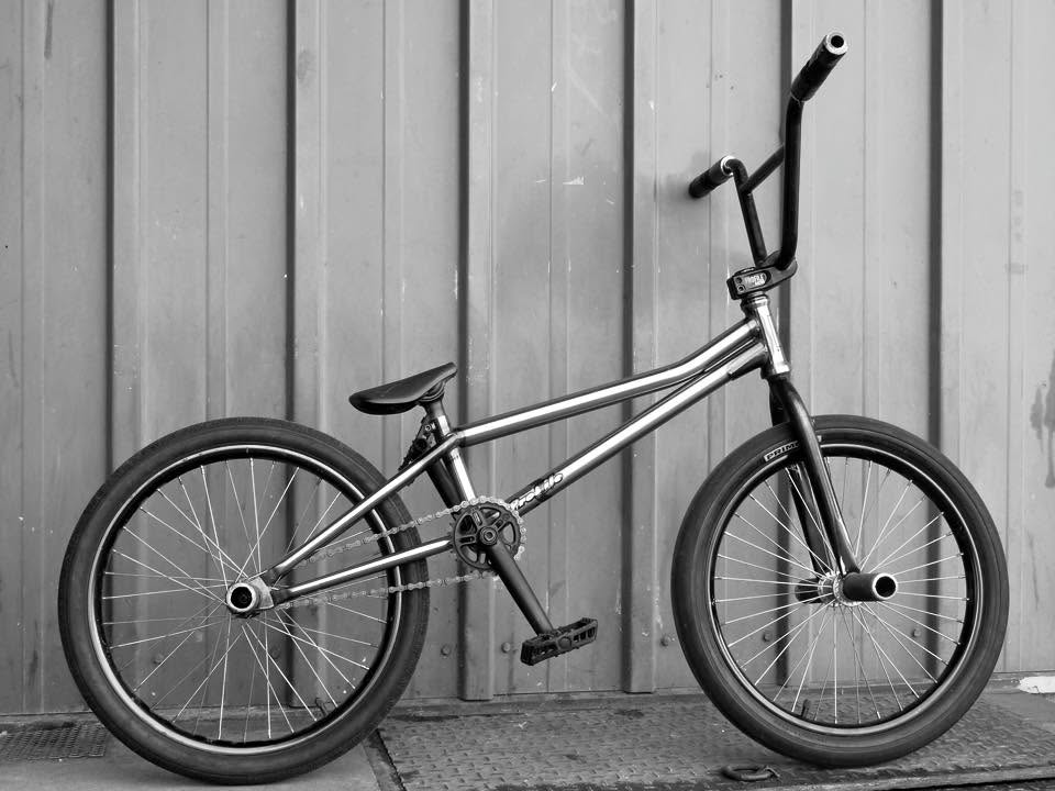 BMX CUSTOM HERESY ASCEND FLAT STREET 20.5