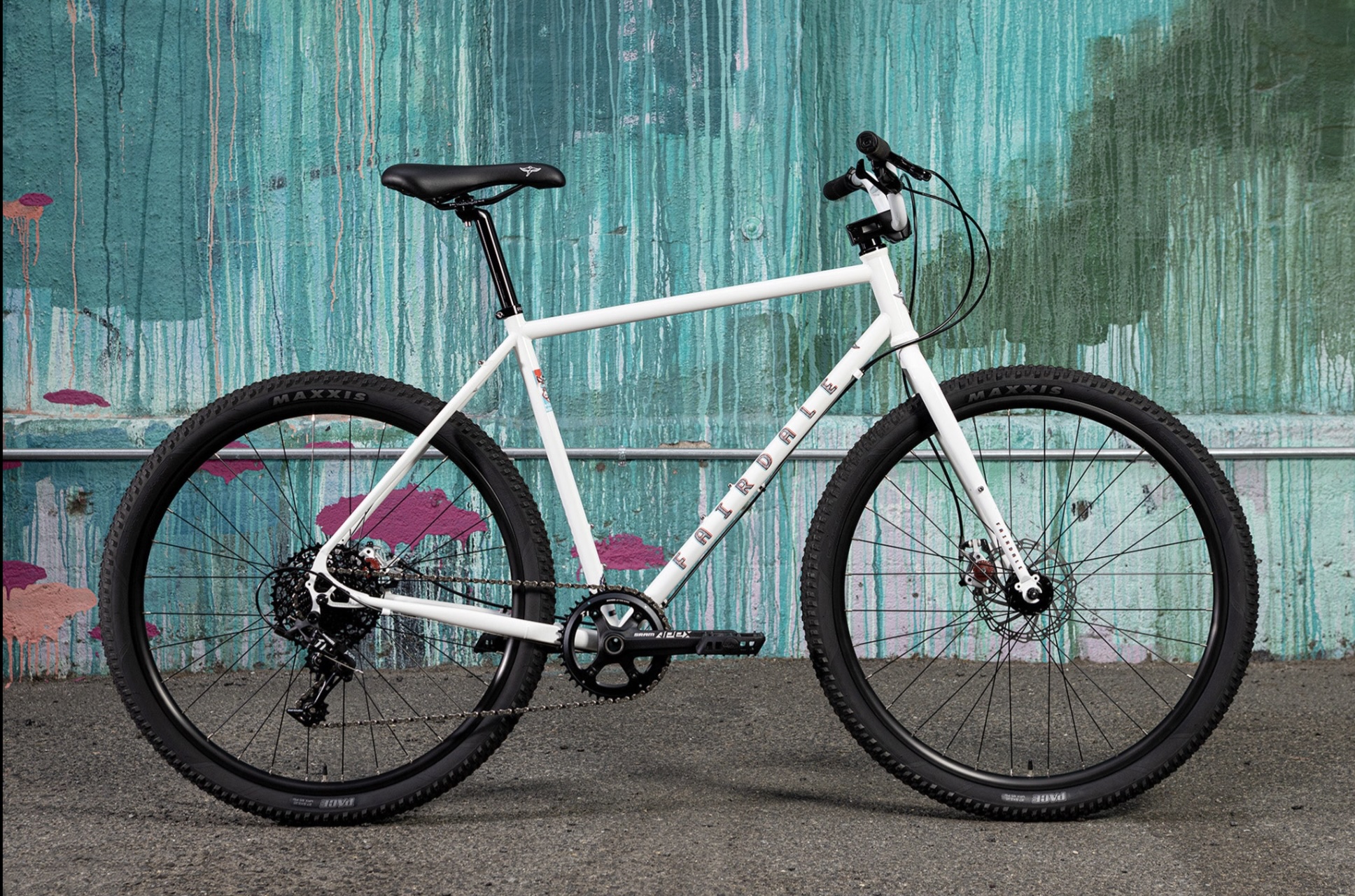 VELO GRAVEL FAIRDALE NOMAD MX GLOSS WHITE