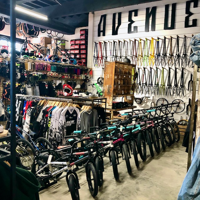 a0e10f78 1fd4 47ce 8ee6 d4fed9840cf0 09 44 54