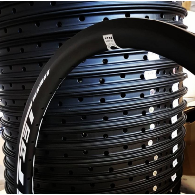 Jante ICE FAST carbone TR 27 "Sylvain ANDRE" LTD 20 X 1.75 27mm