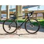 0040834_fyxation-quiver-x-frameset-black