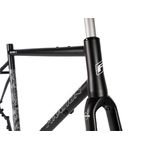 0040830_fyxation-quiver-x-frameset-black