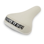 Saddle_SE_RaiseItUp_white_RearAngle_1920x1920