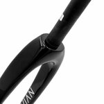 fourche-avian-versus-1-youth-20-10mm-gloss-black-3