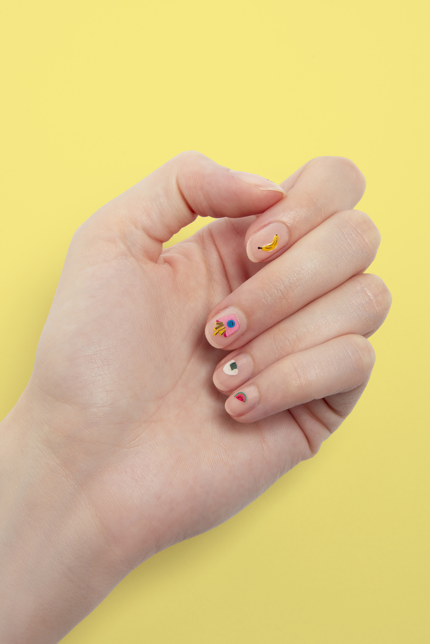NAIL09_YUMMY_PACK_MAIN_2