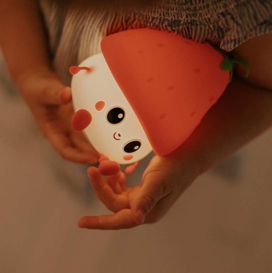 mary-s--led-lamp--strawberry (3)