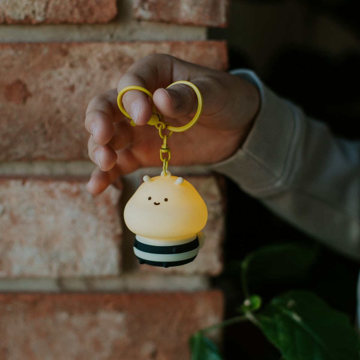 mary-s--led-keychain--little-bee-3pcs-assorti (1)