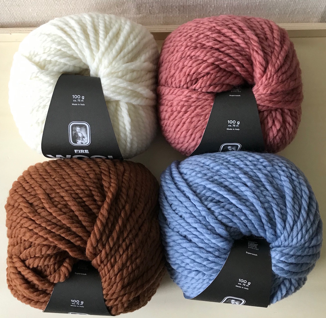 5pcs / lot Cachemire Soft Mink Velvet Laine Fil Pour Tricoter à la Main  Long Peul Laine Crochet Fils Pour Automne Hiver Luxe Haute Qualité