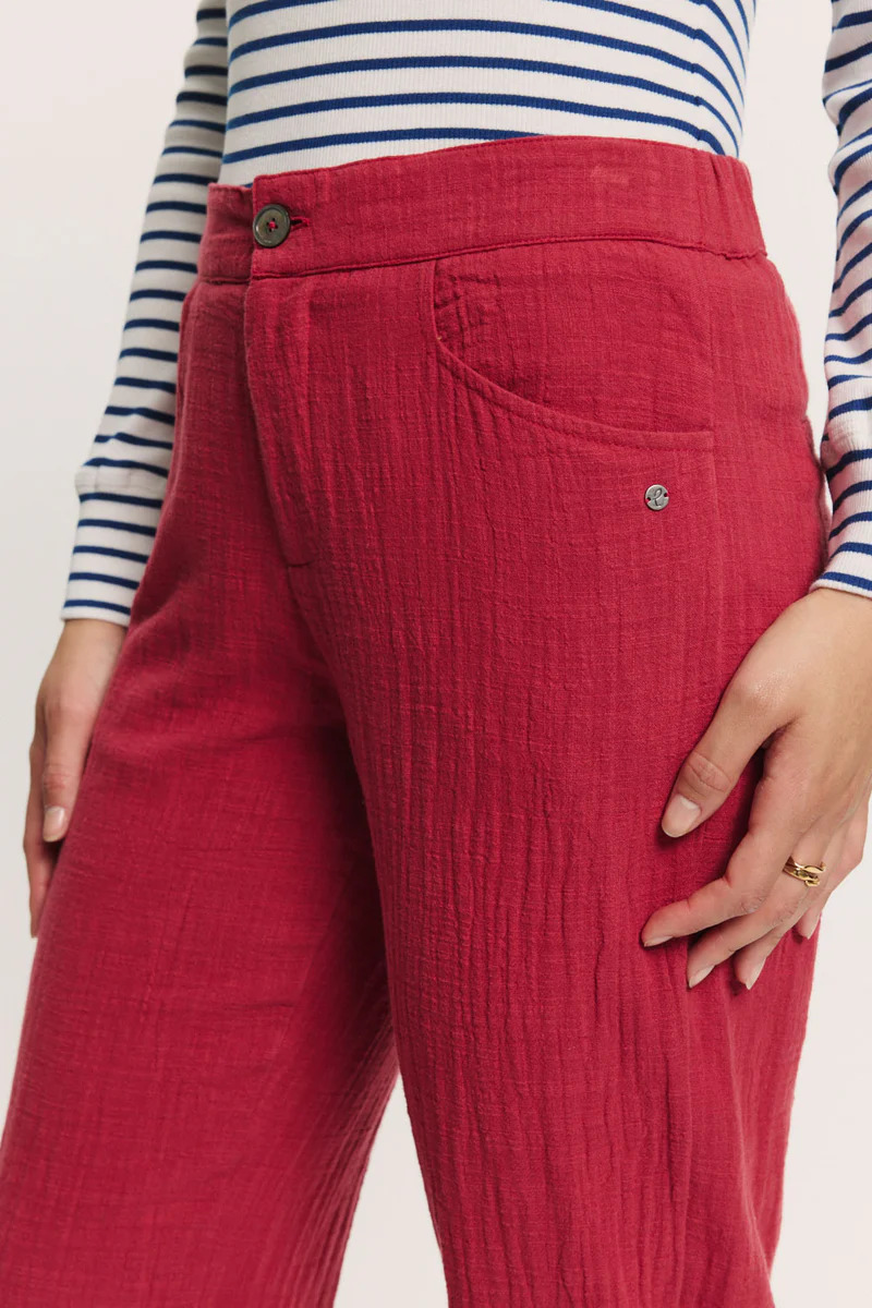 Pantalon-Aidaa-garnet-red-coton-biologique-Tranquillo03