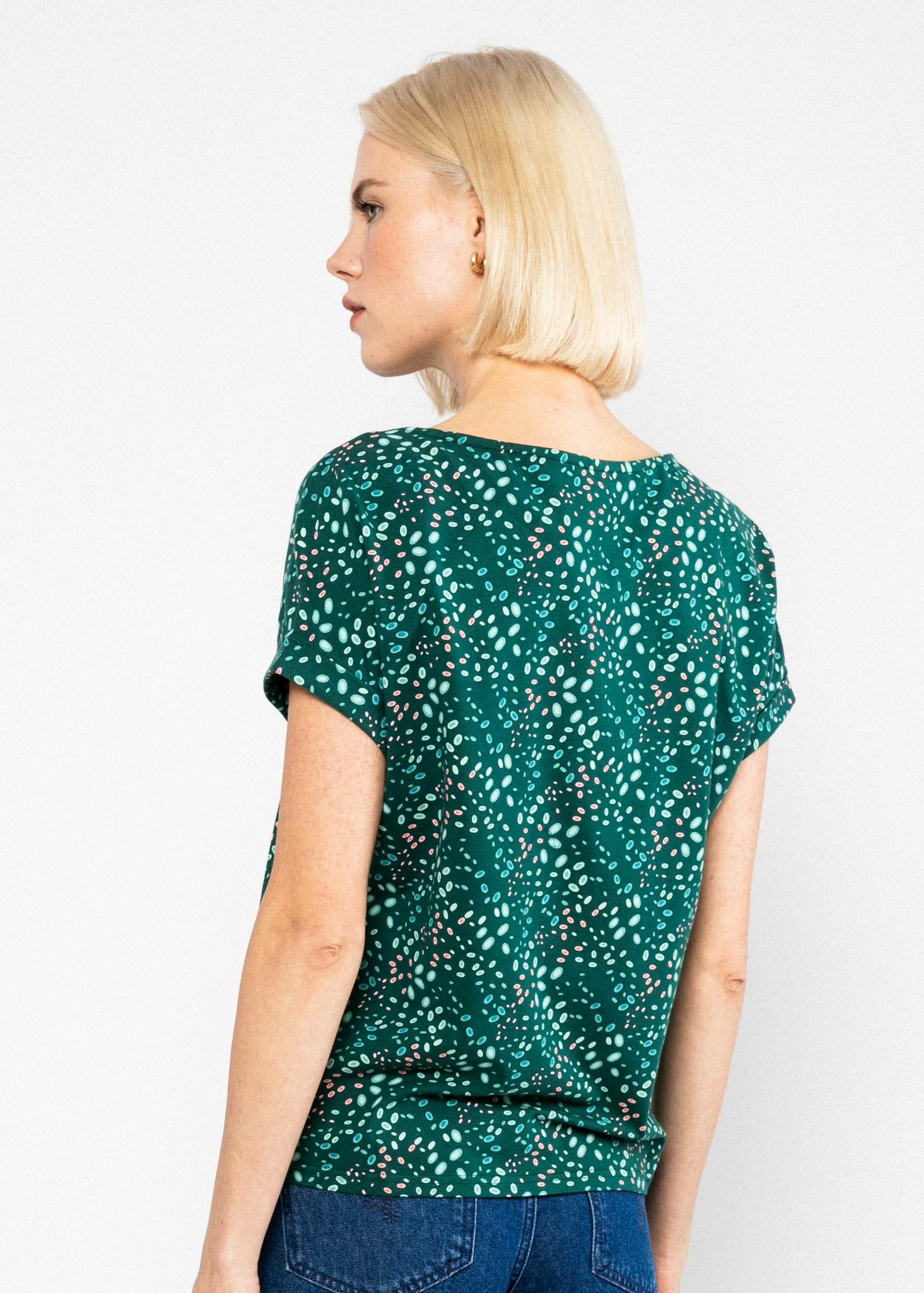 T-shirt-glow-and-grow-sparkling-light-reflection-coton-biologique-Blutsgeschwister03