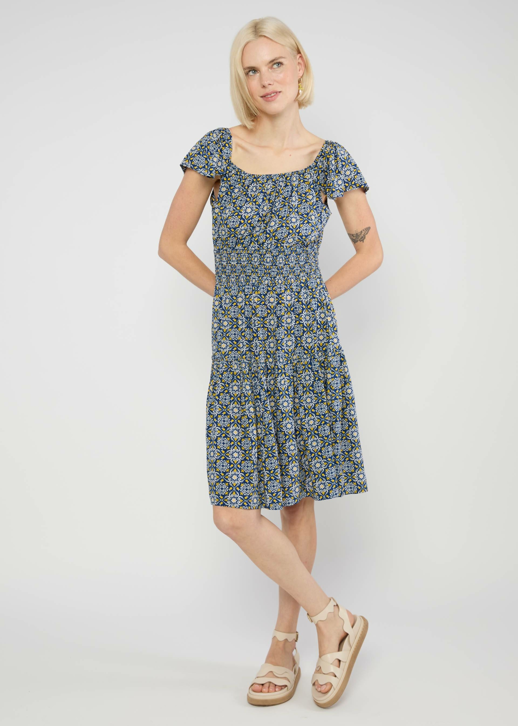 Robe-parasolita-amalfi-shine-viscose-ecovero-Blutsgeschwister01