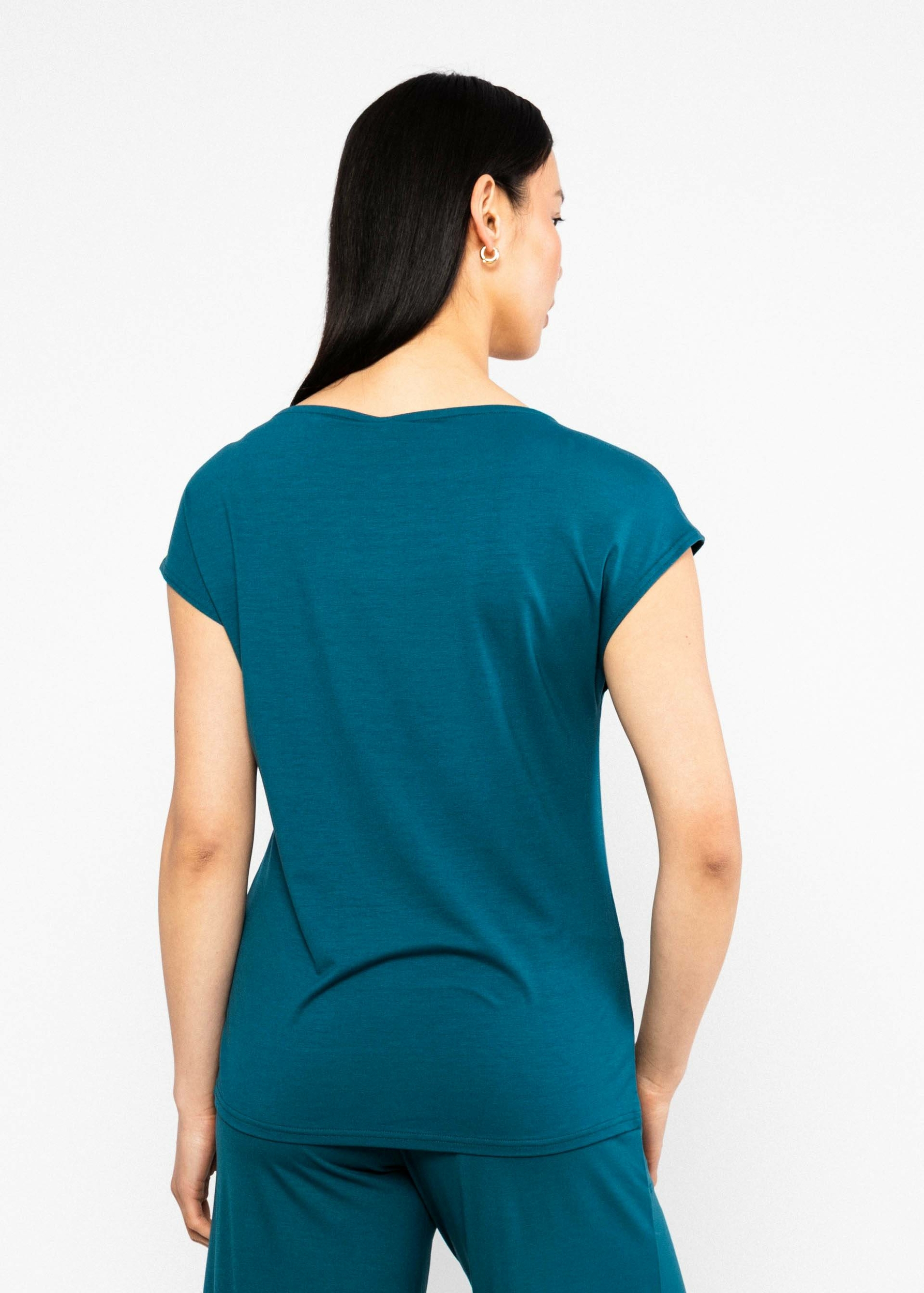 T-shirt-breezy-flowgirl-romantic-nights-viscose-ecovero-Blutsgeschwister03