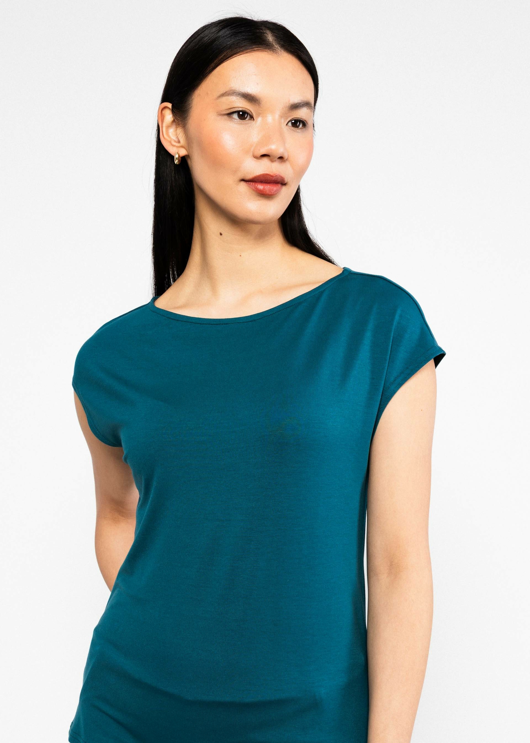 T-shirt-breezy-flowgirl-romantic-nights-viscose-ecovero-Blutsgeschwister04