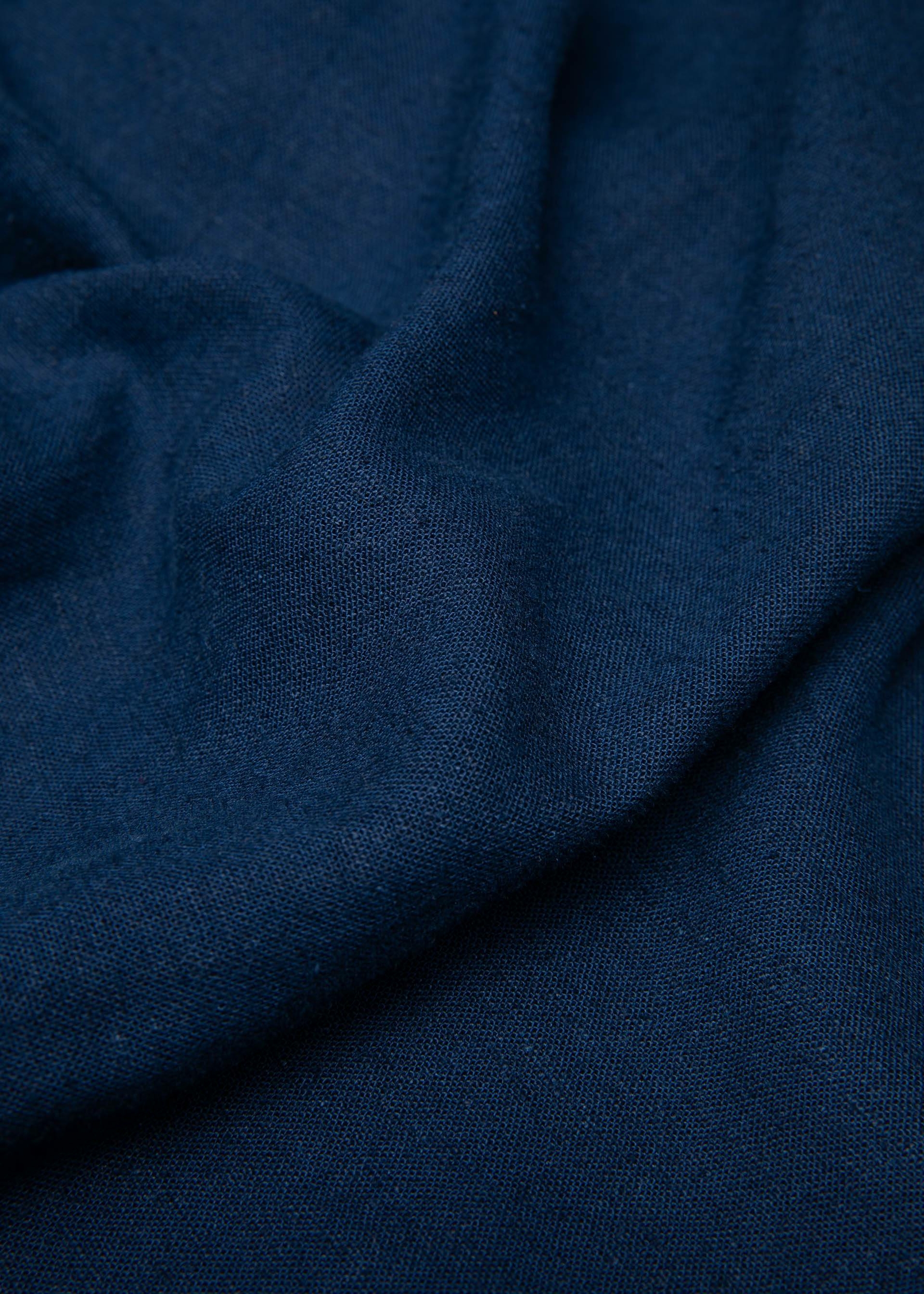 Pantalon-la-legerete-de-marlene-twilight-blue-lin-viscose-ecovero-Blutsgeschwister02