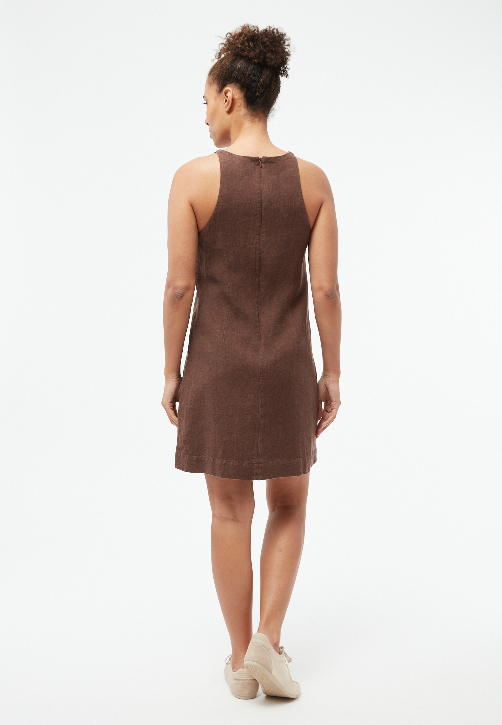Robe-Yuna-Chocolate-brown-lin-Givn04