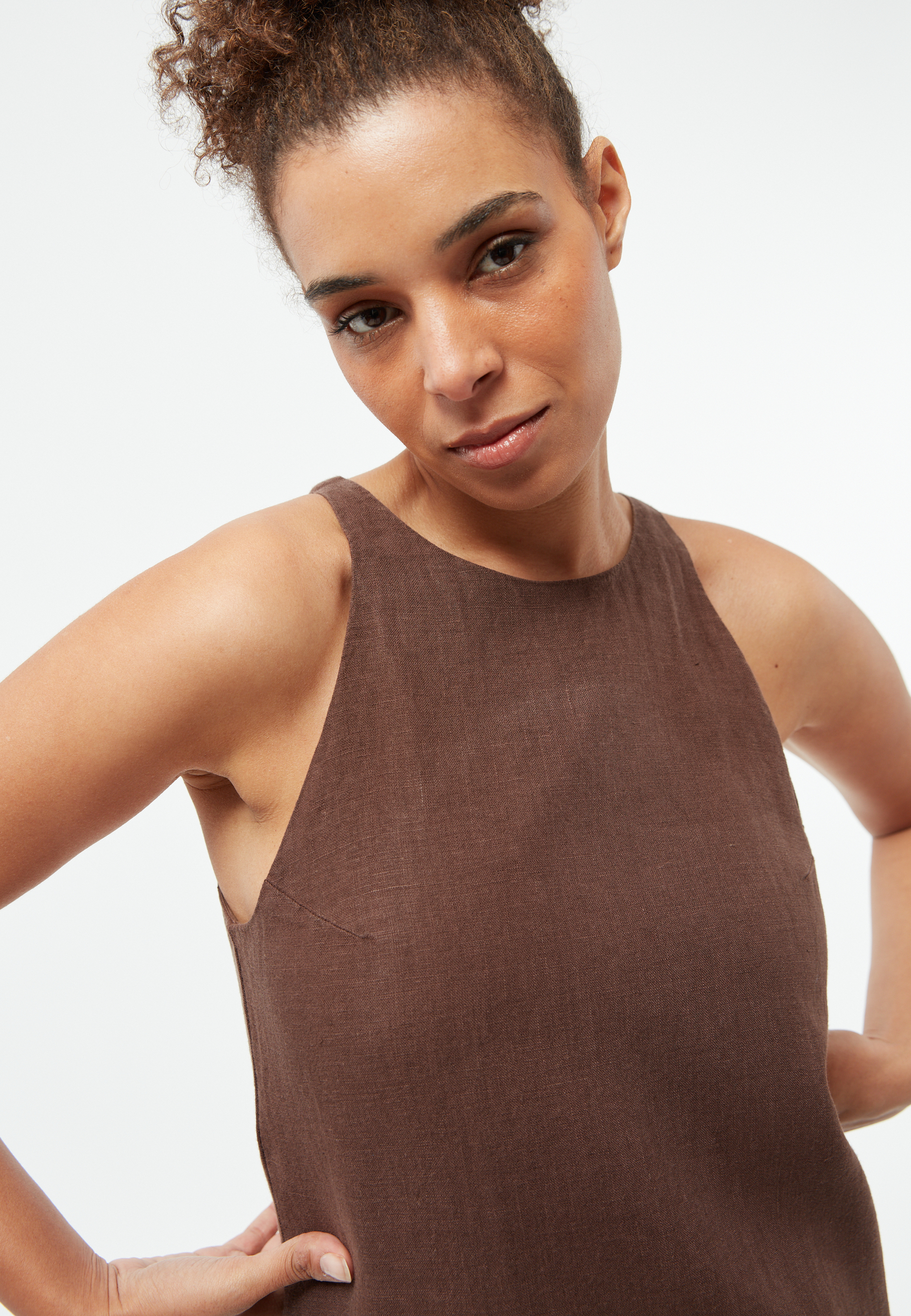 Robe-Yuna-Chocolate-brown-lin-Givn03