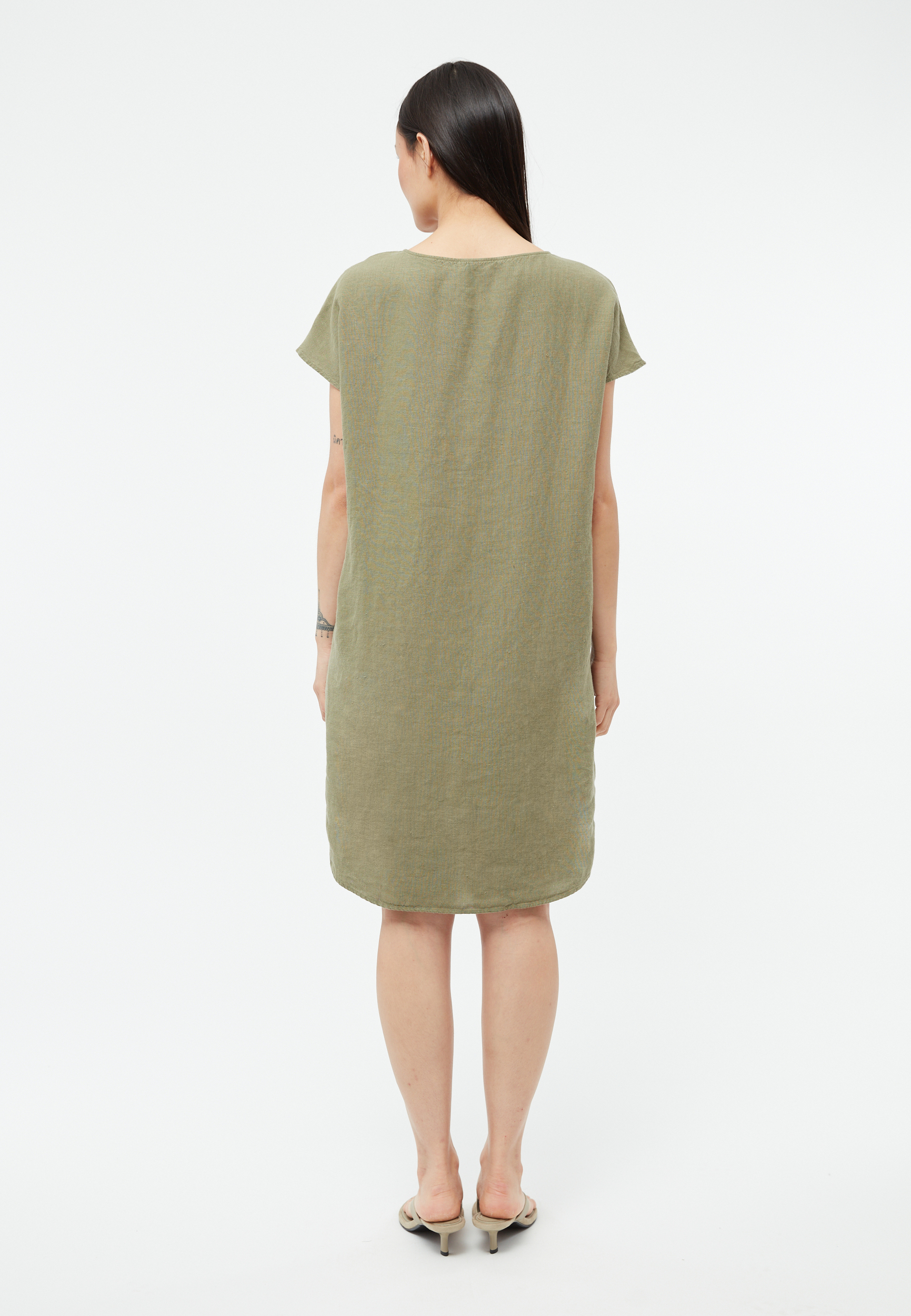 Robe-Mabel-Faded-Olive-lin-Givn05