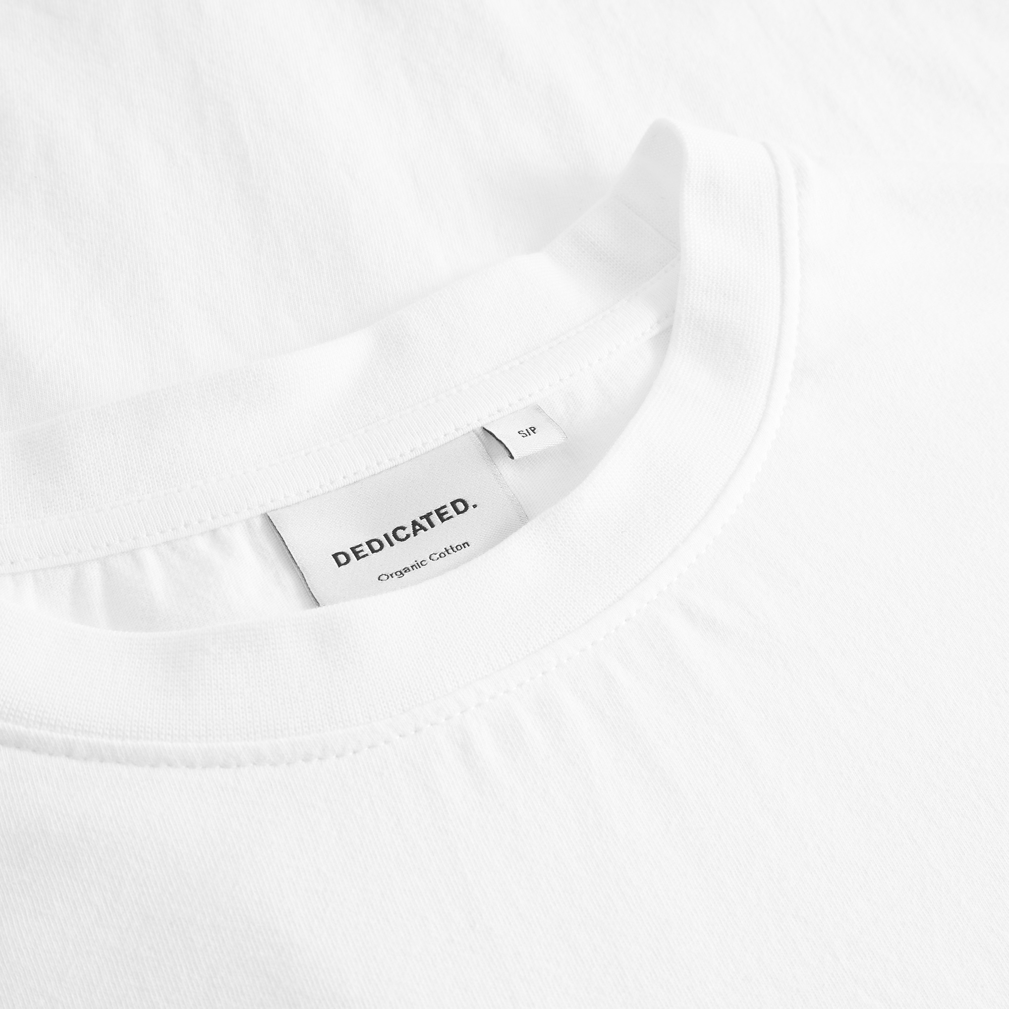 T-shirt-Vadstena-Indestructible-blanc-coton-biologique-Dedicated03