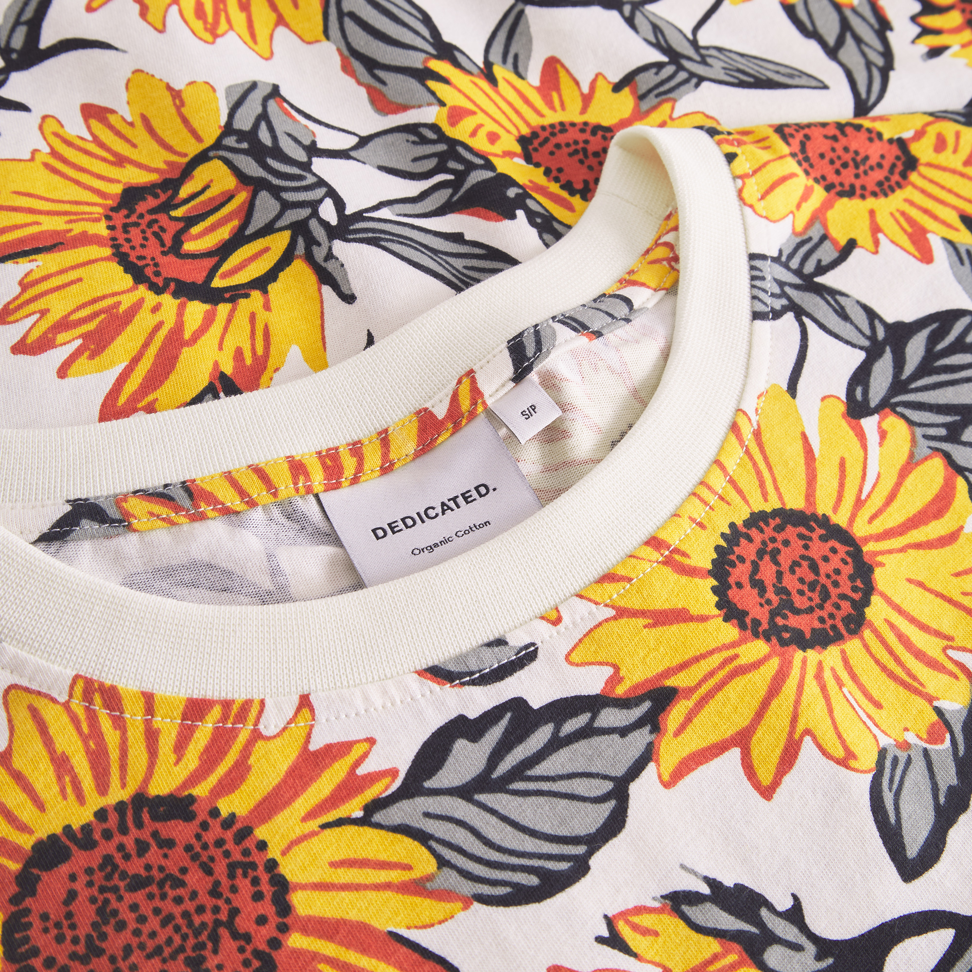 T-shirt-Vadstena-Sunflower-blanc-cassé-coton-biologique-Dedicated02