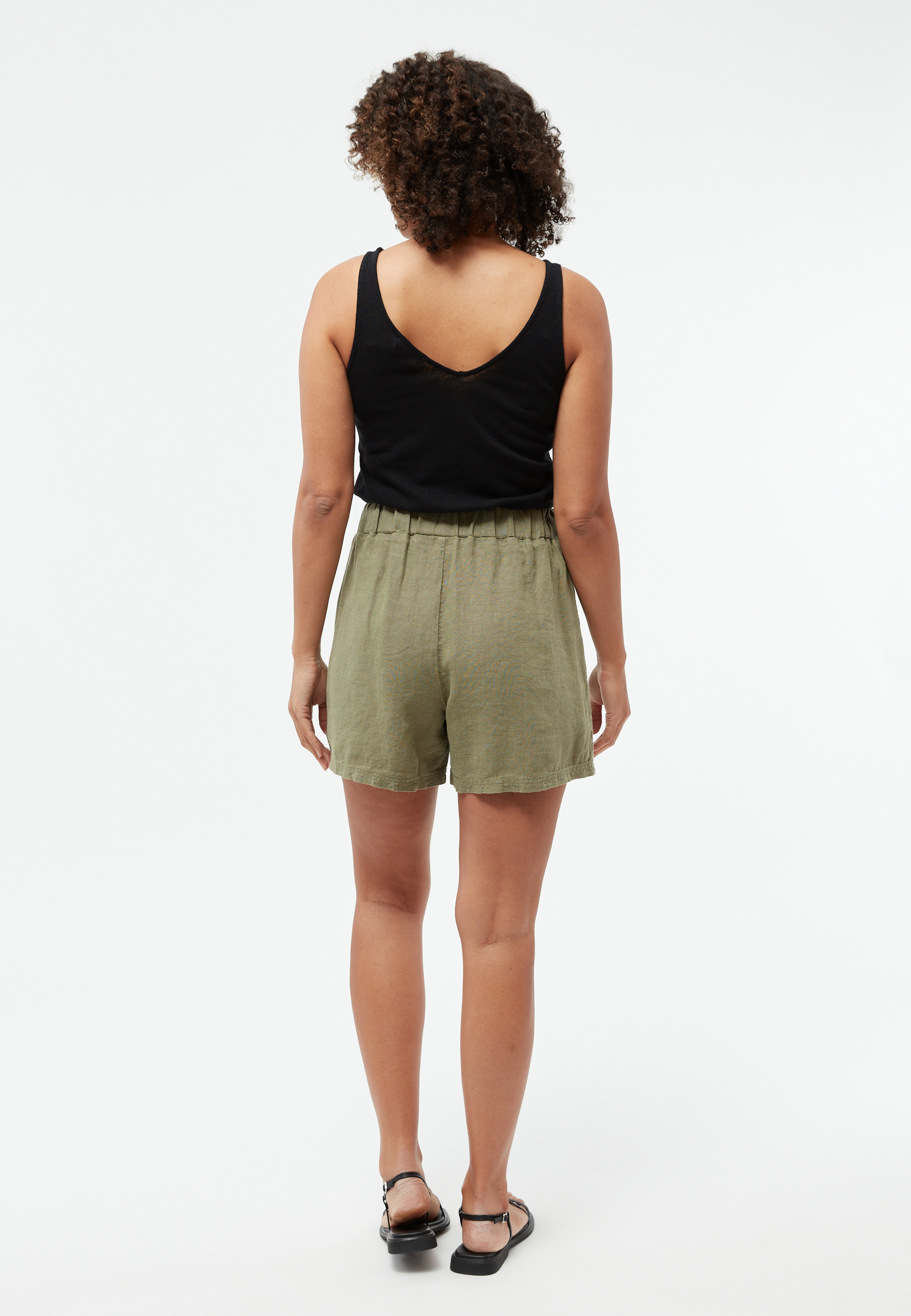 Short-Clementine-Faded-olive-lin-Givn04