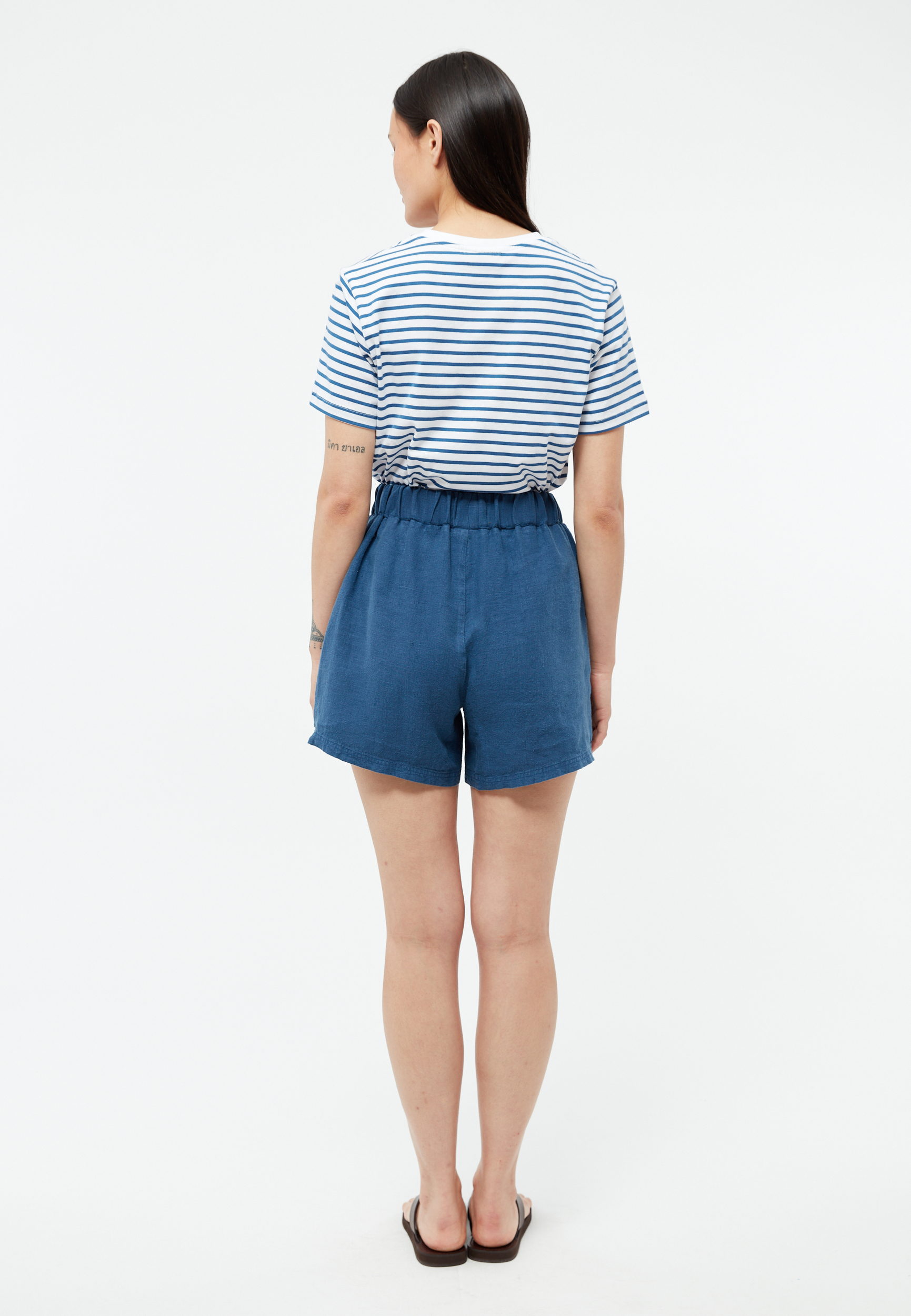 Short-Clementine-Blazing-blue-lin-Givn04