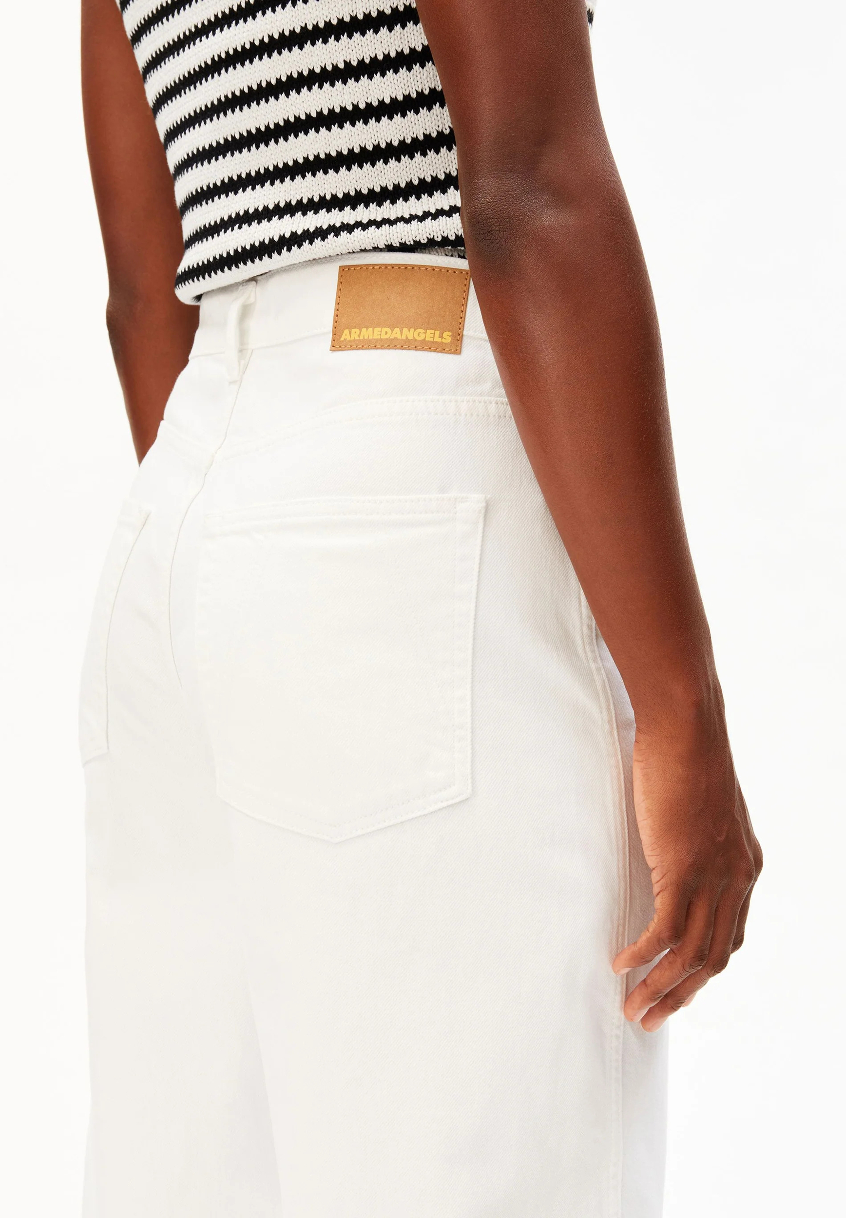 Jeans-Baarly-white-coton-recyclé-Armed-Angels03