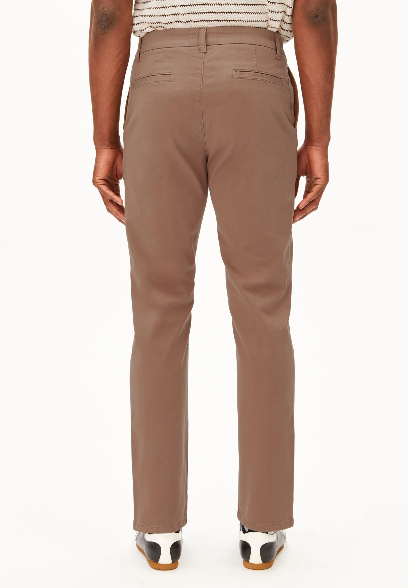 Pantalon-Aaster-amberwood-coton-biologique-Armed-Angels02