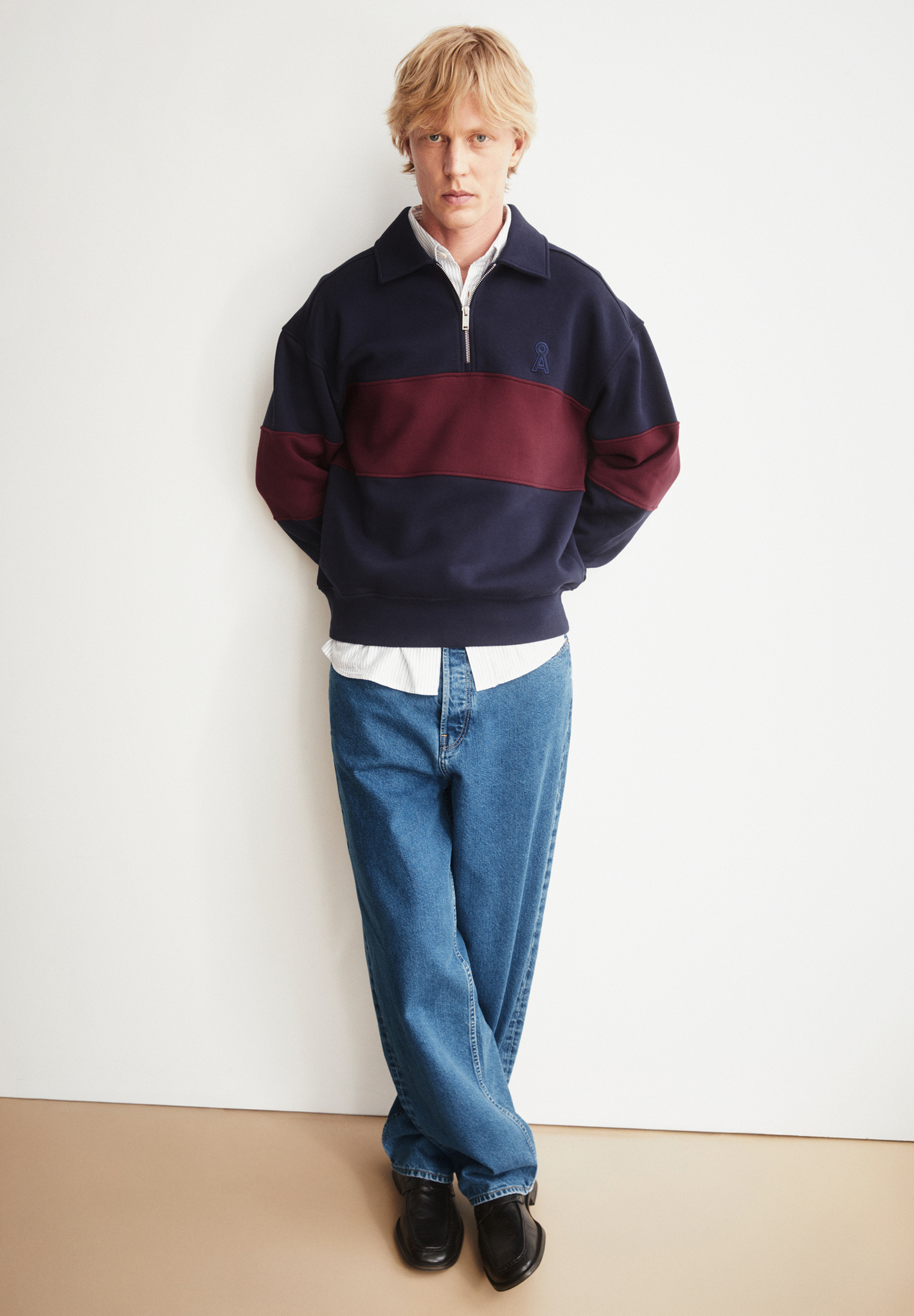 Sweat-Brady-Waarlo-tinted-navy-velvet-red-coton-biologique-Armed-Angels05