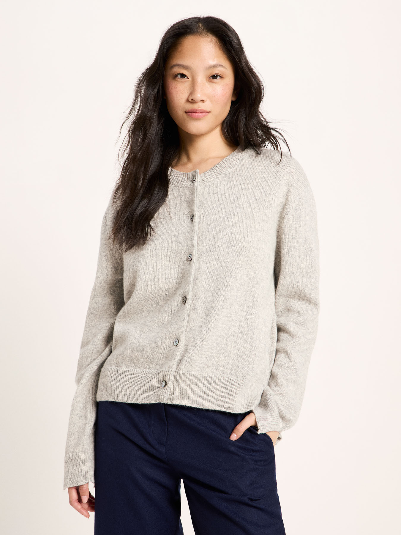 Cardigan-Bach--grey melange-Boxy Strickjacke-laine-biologique-coton-biologique-Lanius01