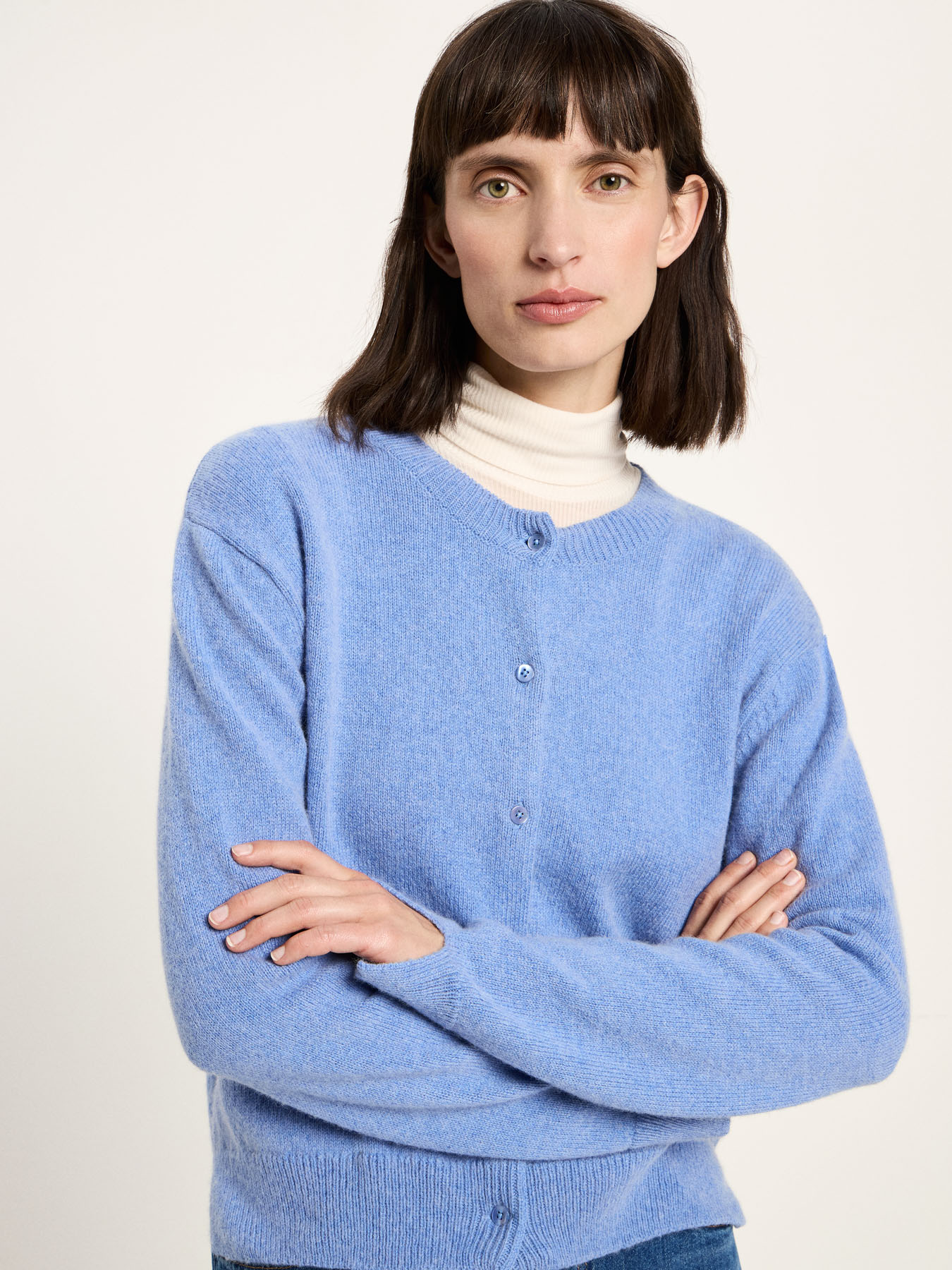 Cardigan-Bach-light-blue-melange-Boxy Strickjacke-laine-biologique-coton-biologique-Lanius02