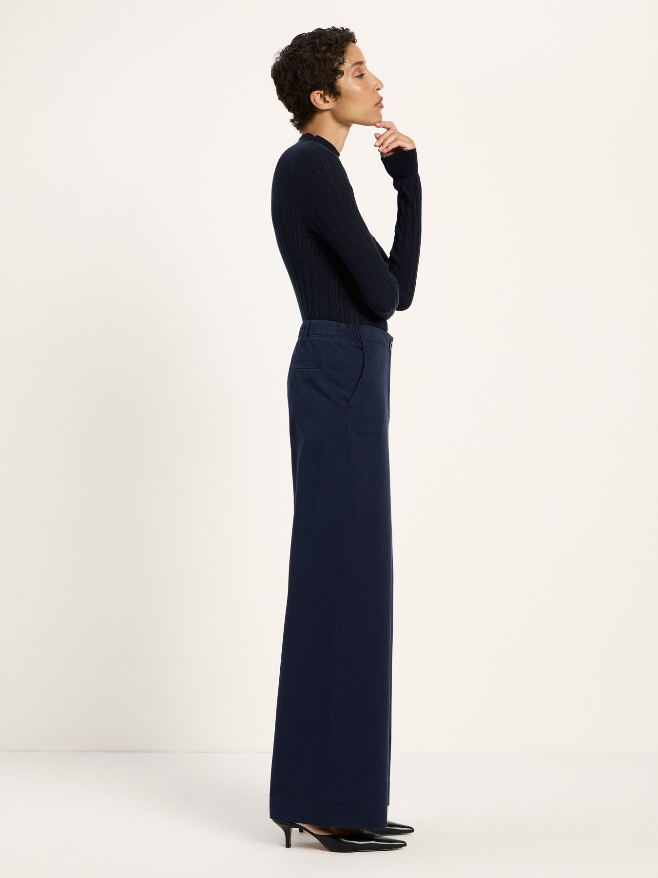 Pantalon-Beth-Hose-mit-weitem-Bein-midnight-coton-biologique-Lanius03