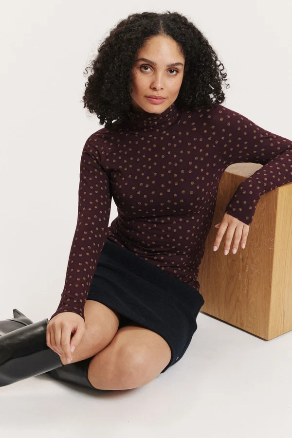 Sous-pull-Chiaraa-burgundy-sun-viscose-ecovero-Tranquillo04