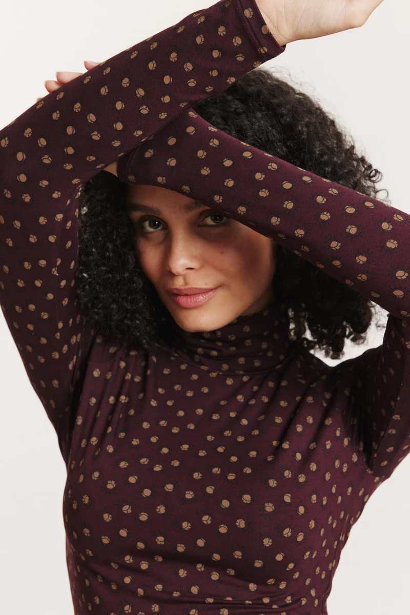 Sous-pull-Chiaraa-burgundy-sun-viscose-ecovero-Tranquillo01