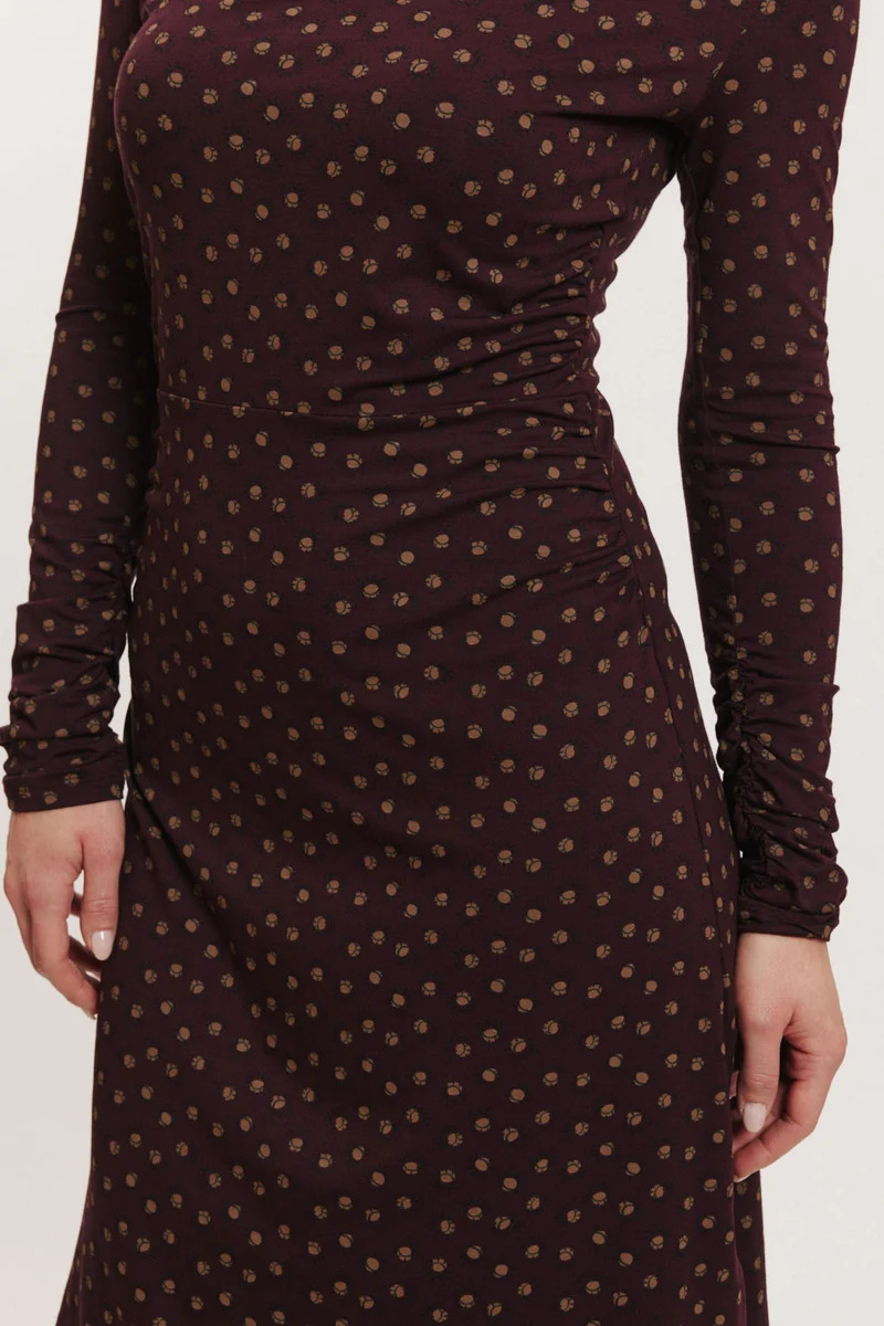 Robe-Junee-burgundy-sun-viscose-ecovero-Tranquillo03