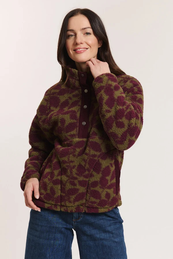 Veste-Jorgaa-fleece-burgundy-botanical-polyester-recycle-Tranquillo04