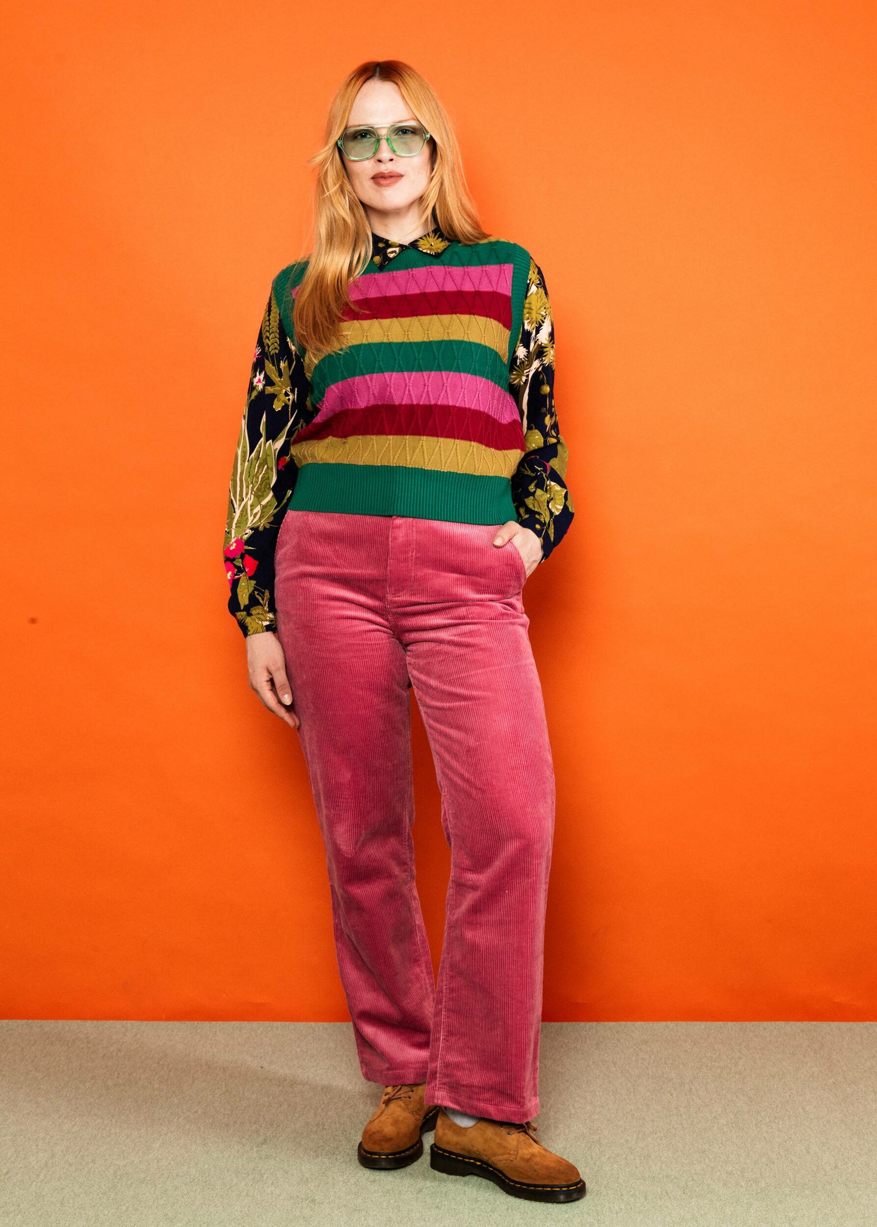 Pantalon-cordially-yours-soft-corduroy-rose-velours-coton-biologique-Blutsgeschwister07