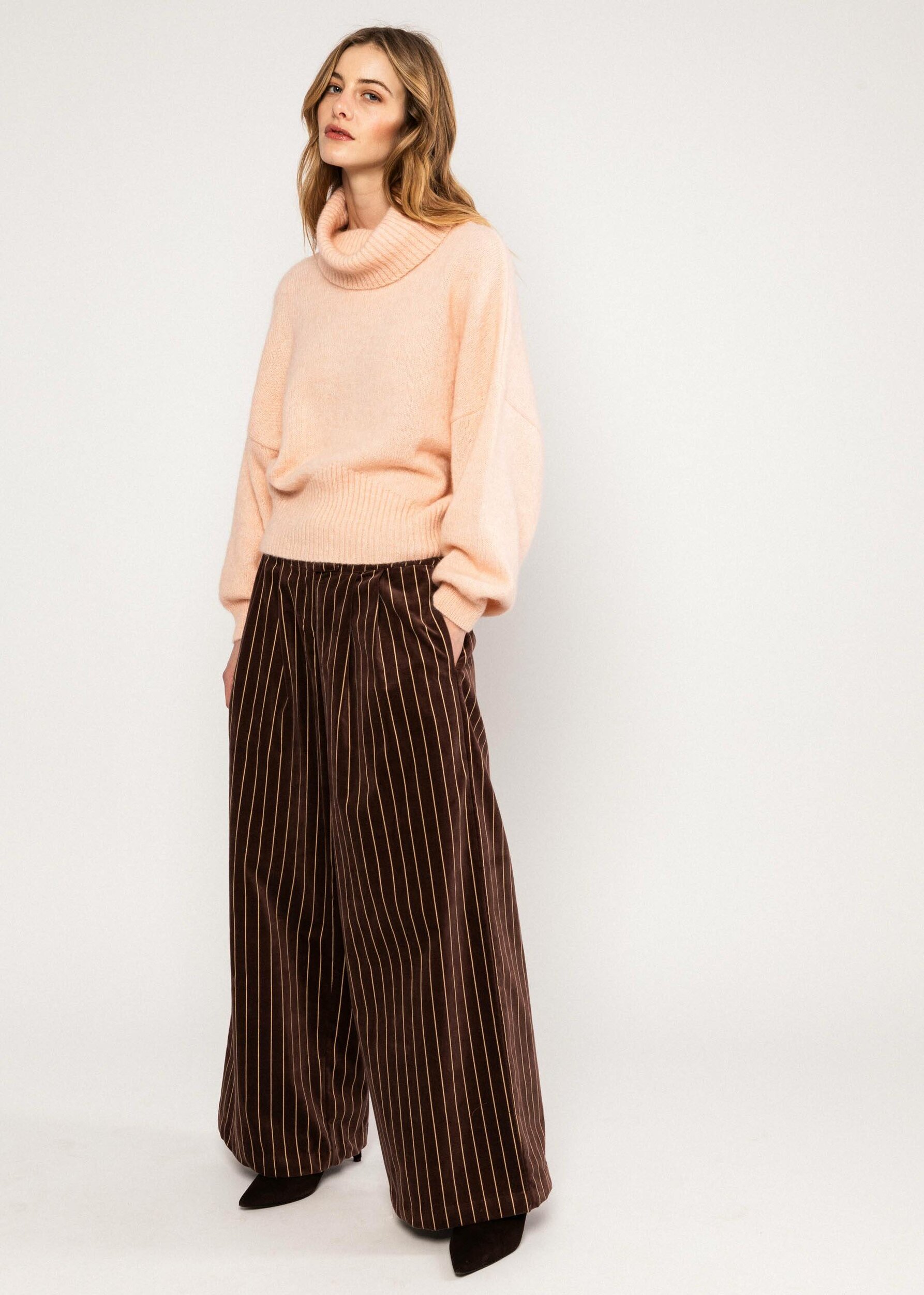Pull-thaleia-opus-floris-lilas-polyamide recycle-laine-alpaca-viscose-ecovero-Blutsgeschwister01