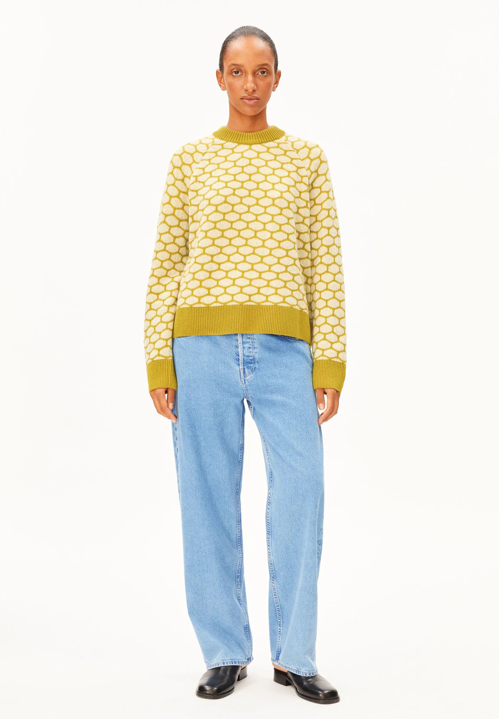 Pull-Multi-dots-moss-laine-recyclee-laine-biologique-Armed-Angels05