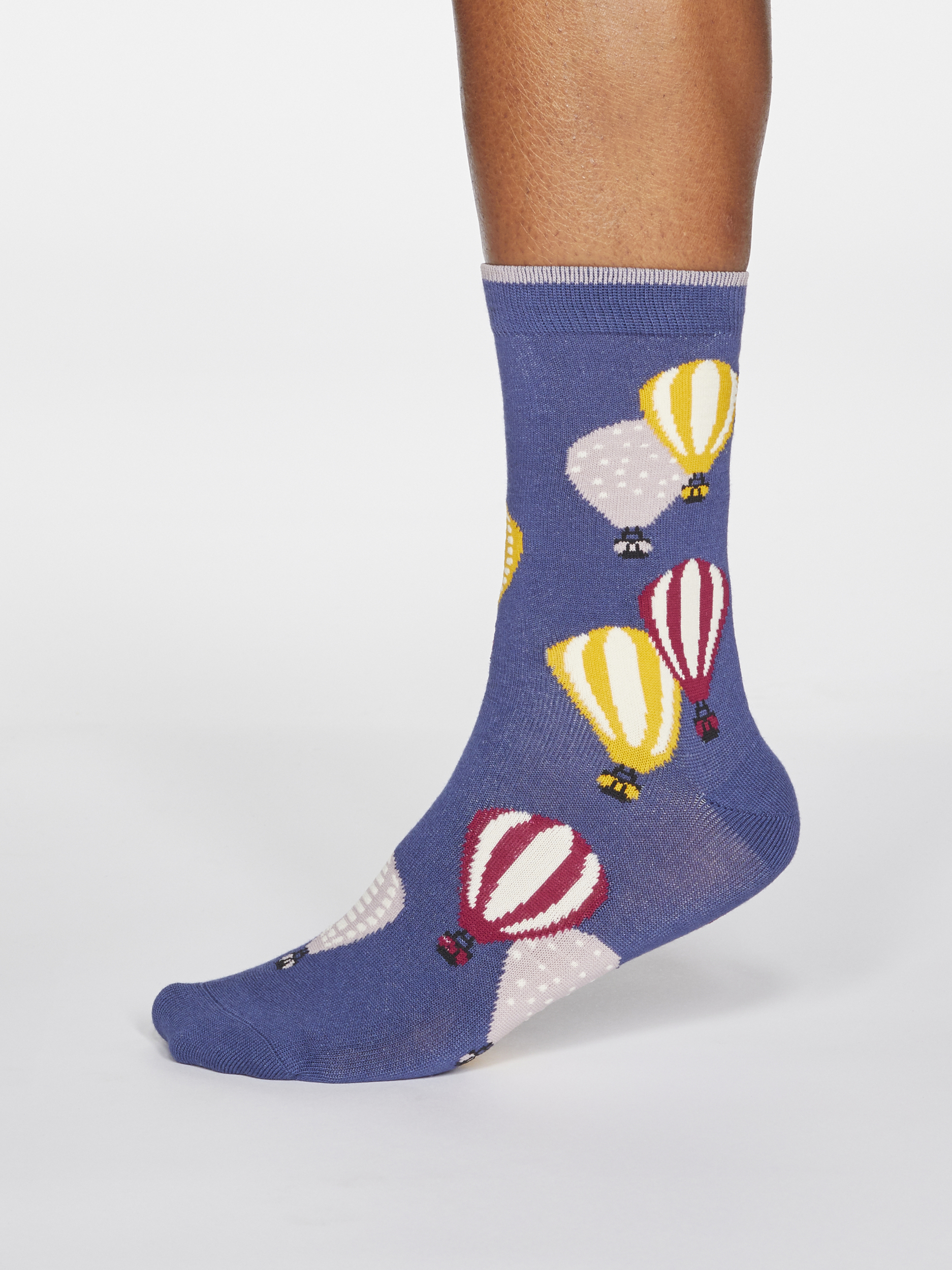SPW593-MINERAL-BLUE--Louise-Air-Balloon-Bamboo-Organic-Cotton-Blend-Socks-in-Mineral-Blue-1S