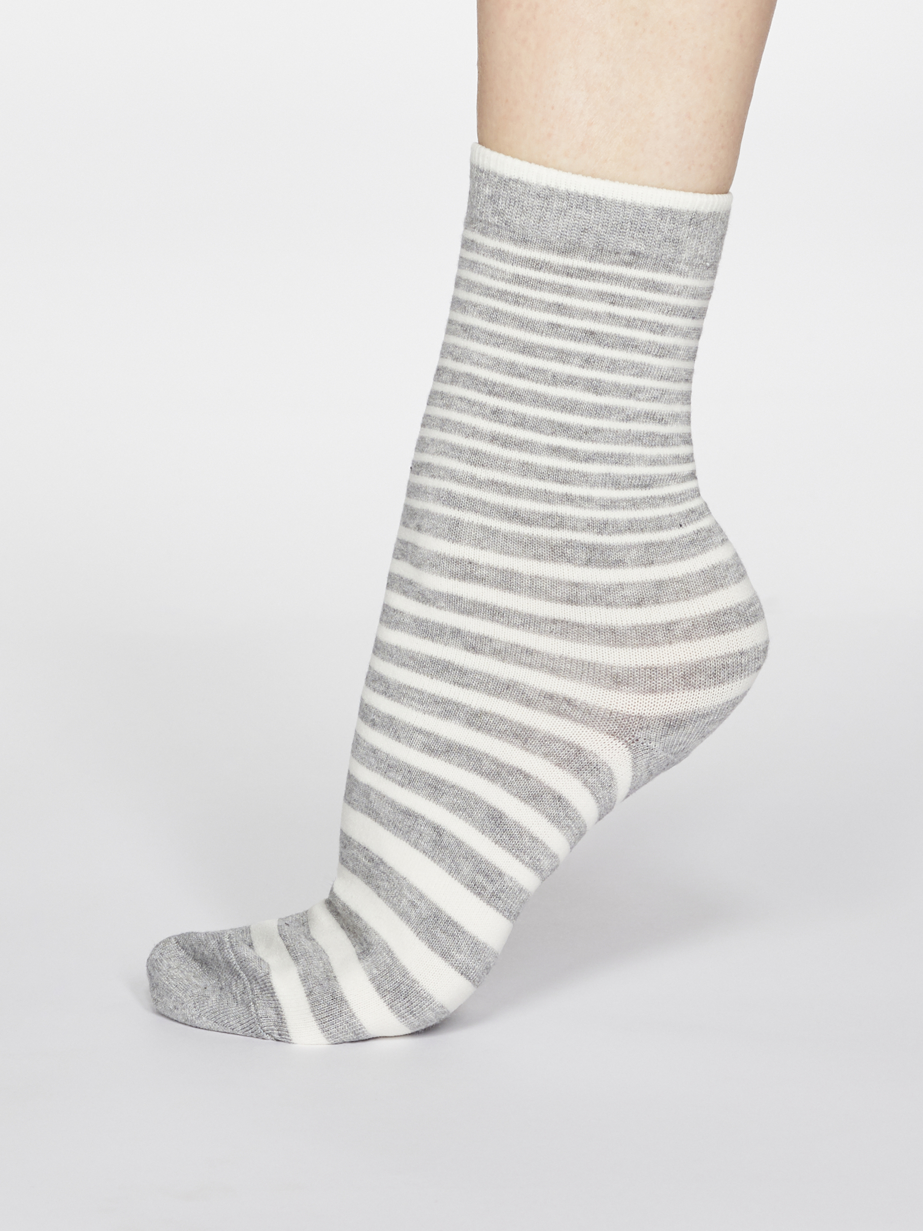 SPW624-GREY-MARLE--Jacinda-Stripe-Bamboo-Organic-Cotton-Blend-Socks-in-Grey-Marle-1S