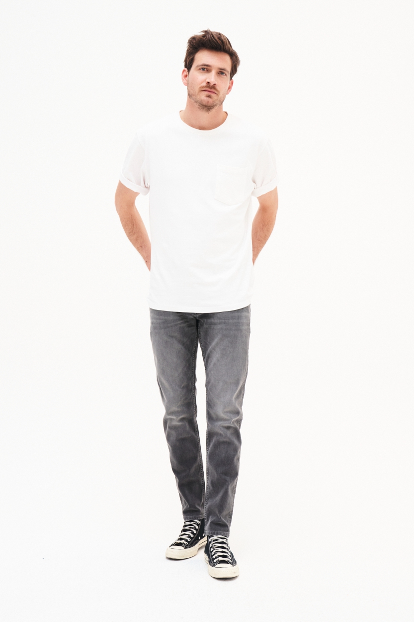 121-Grey-4741
