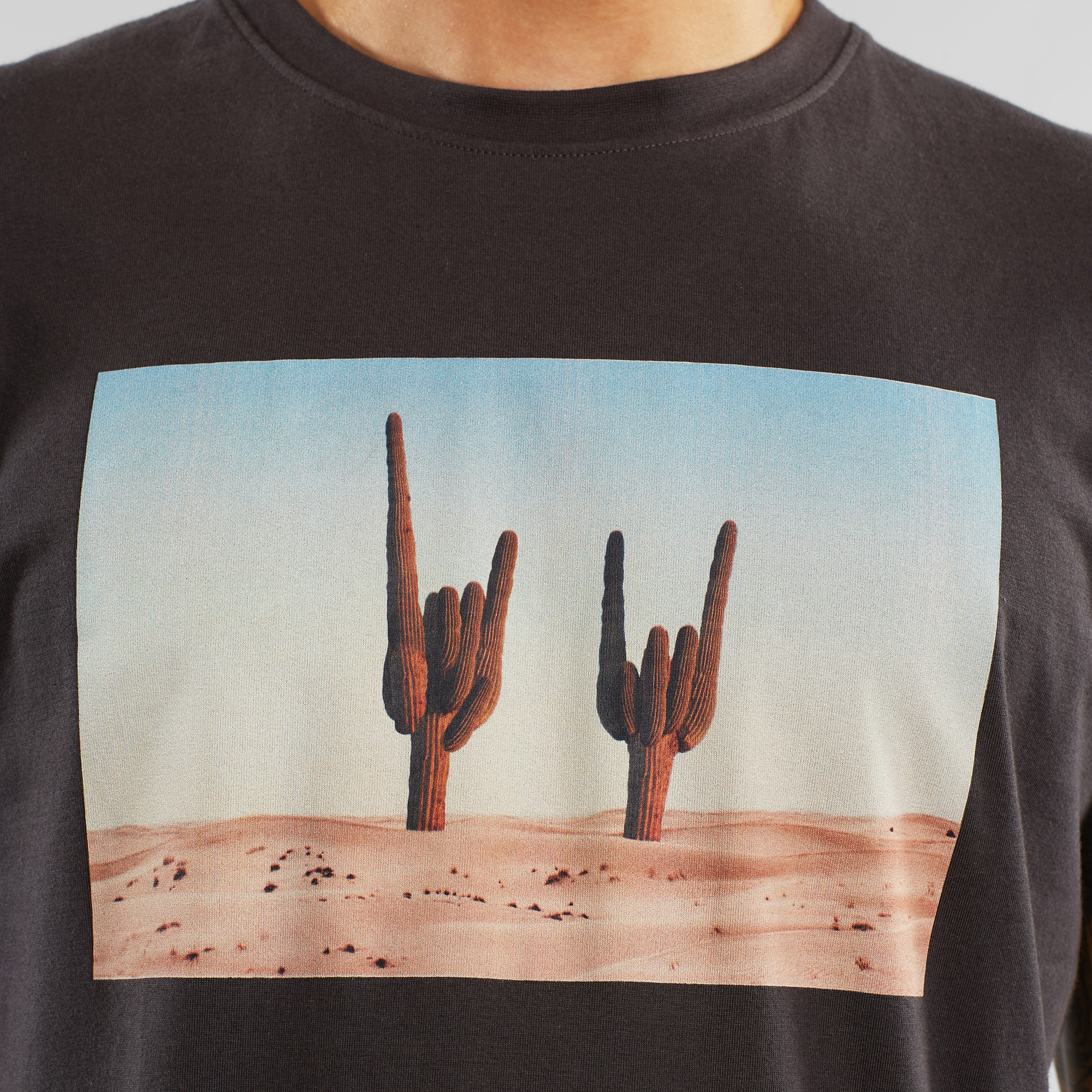 T-shirt Cactus Sign 04