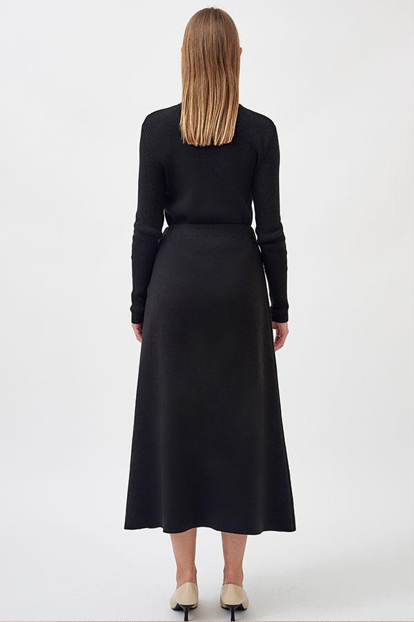 Knitted-skirt-black-2_1800x1800