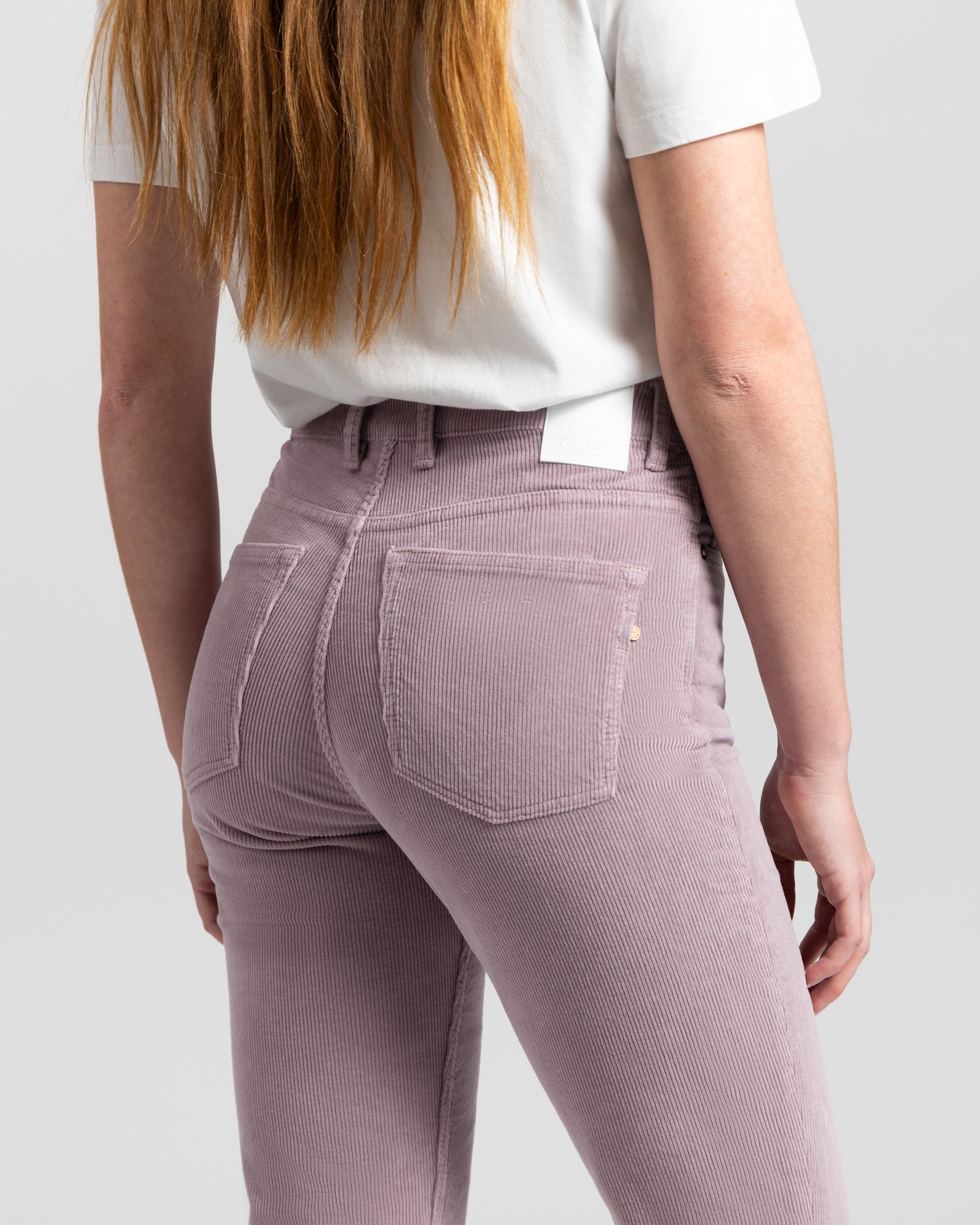 Pantalon Lisette - velours - lavender grey - coton biologique - Kuyichi 03