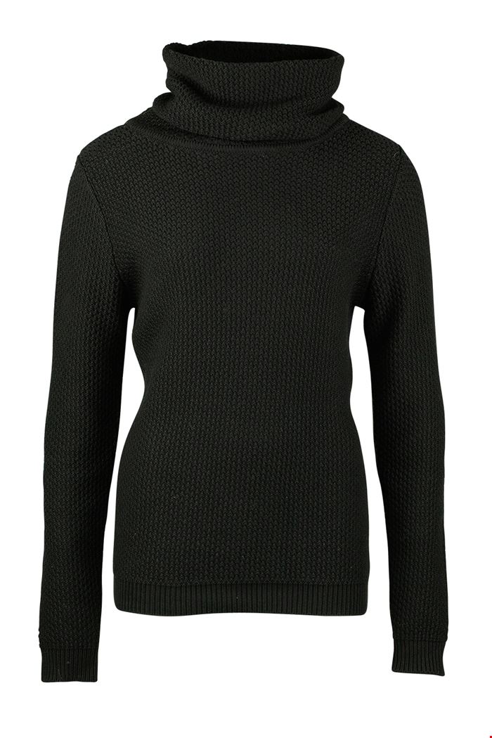 sweater-black-3922