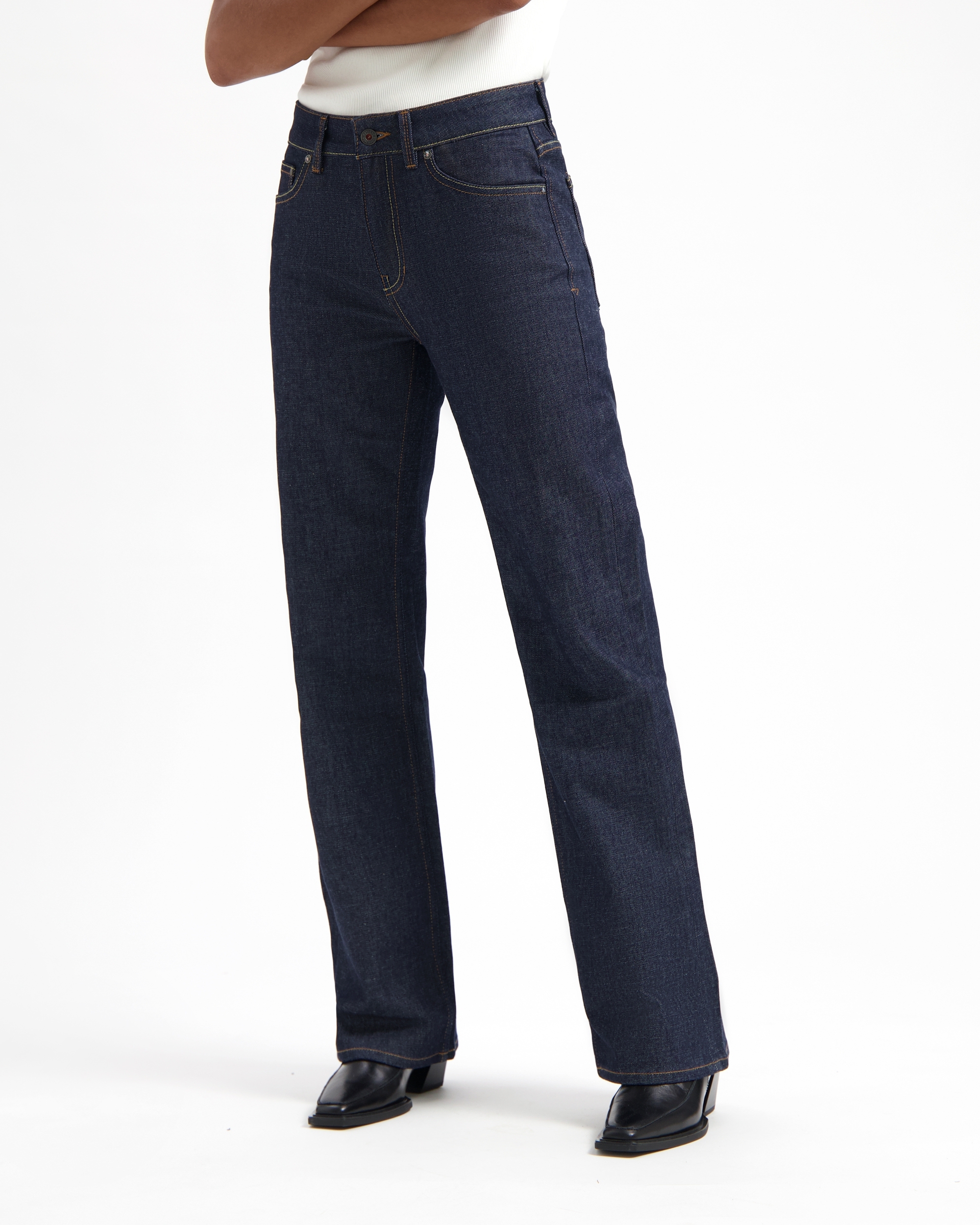Jeans Lena loose - dry - coton regeneratif - Kuyichi 04