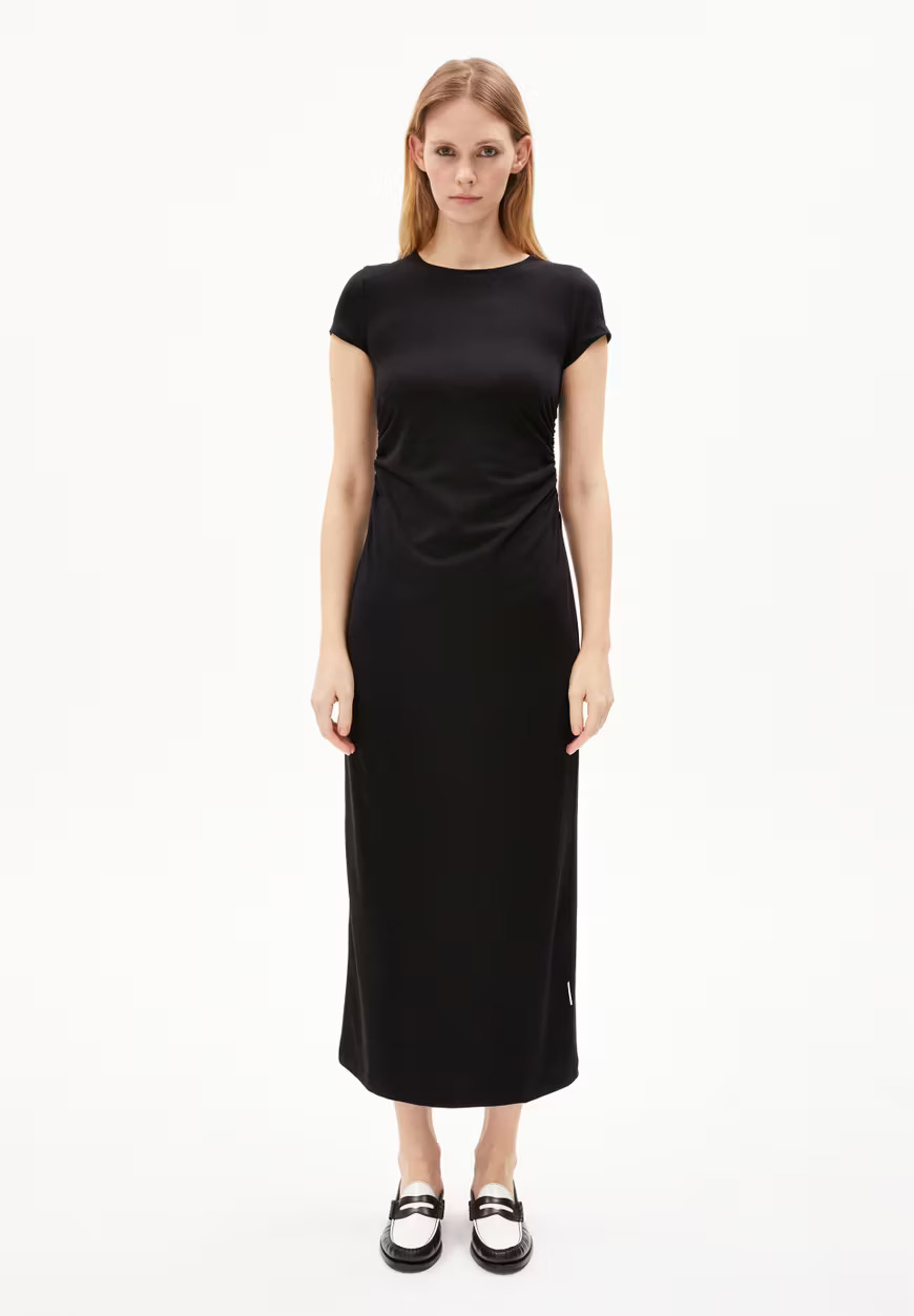 Robe Adaaja - noir - ecovero et polyamide recyclée - Armed Angels 01