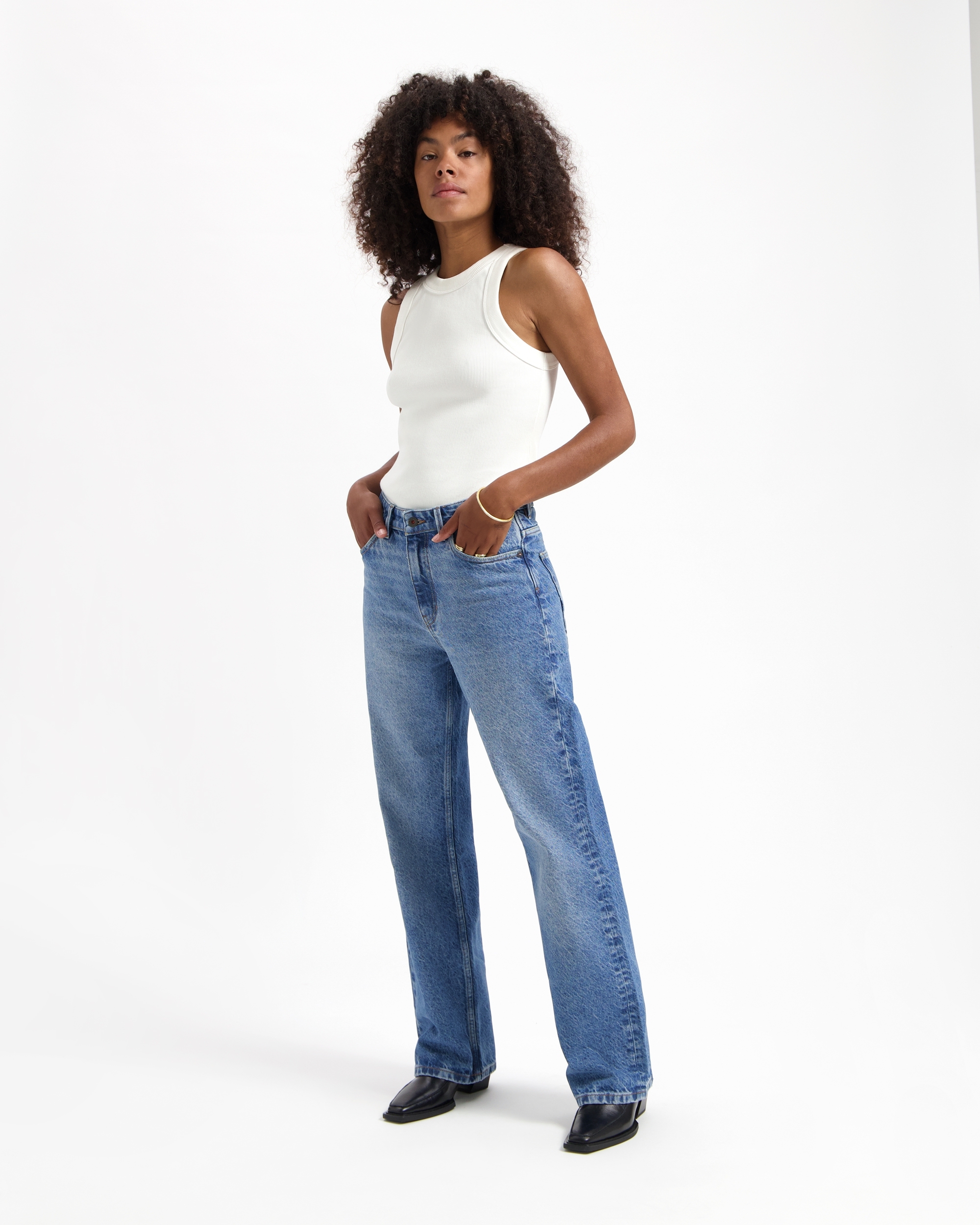 Jeans Izabella - old blue - denim recycle - Kuyichi 01