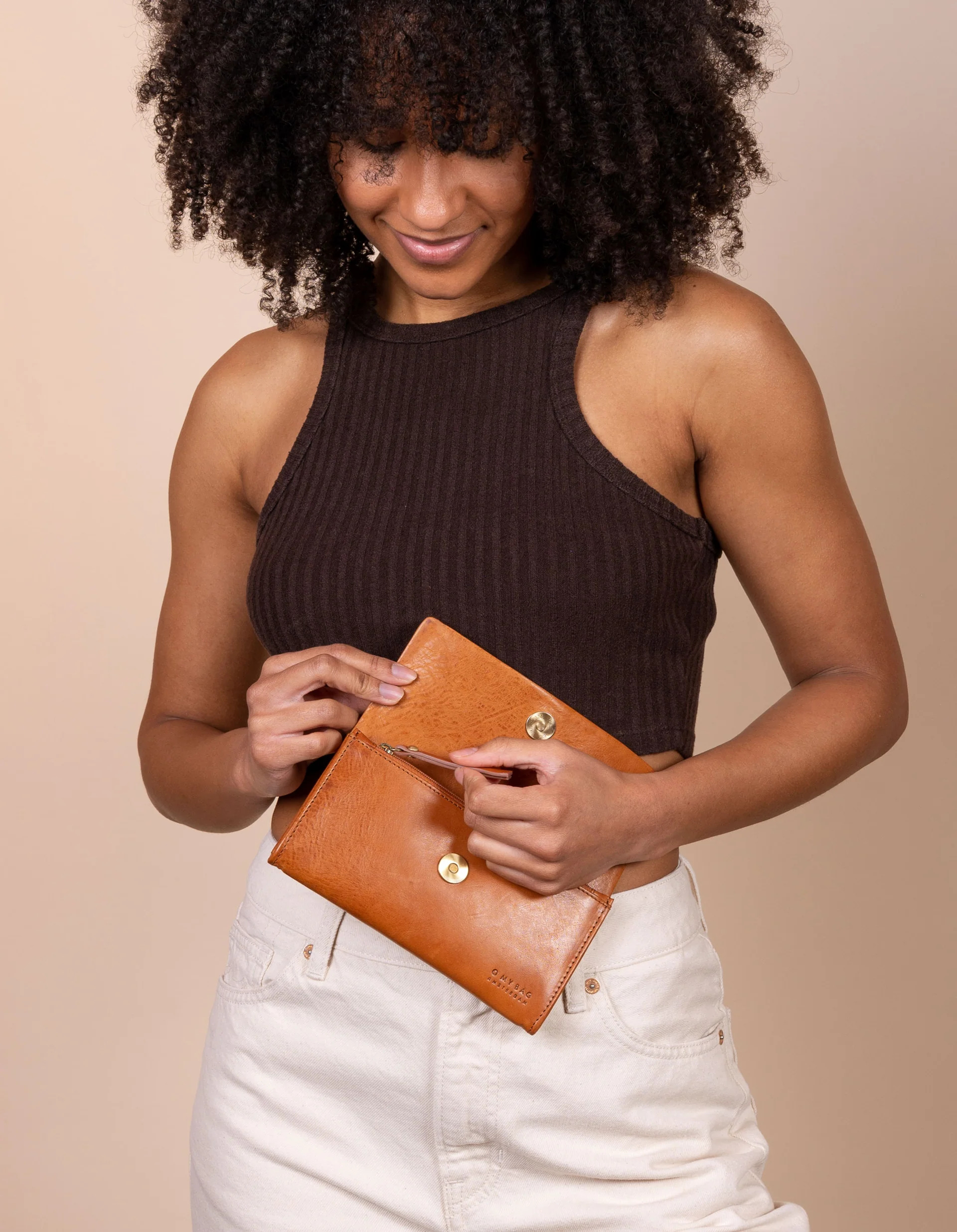 Portefeuille Pau - cognac - stromboli leather - O My Bag 05
